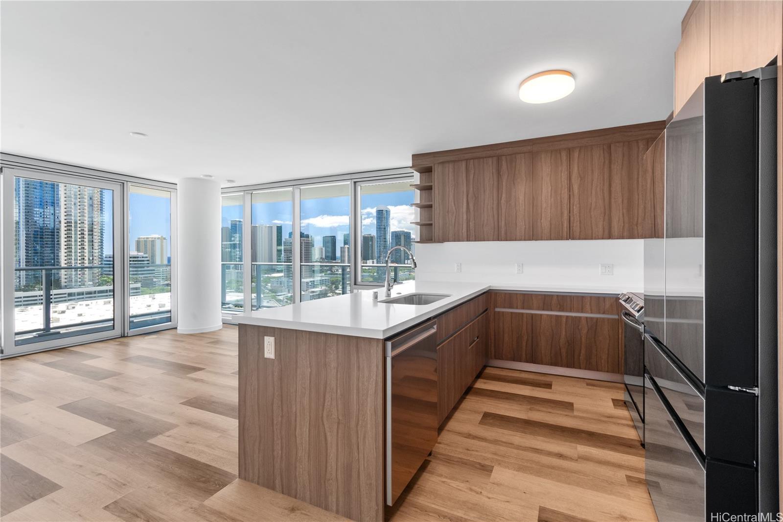 1500 Rycroft Street  Unit 1712R