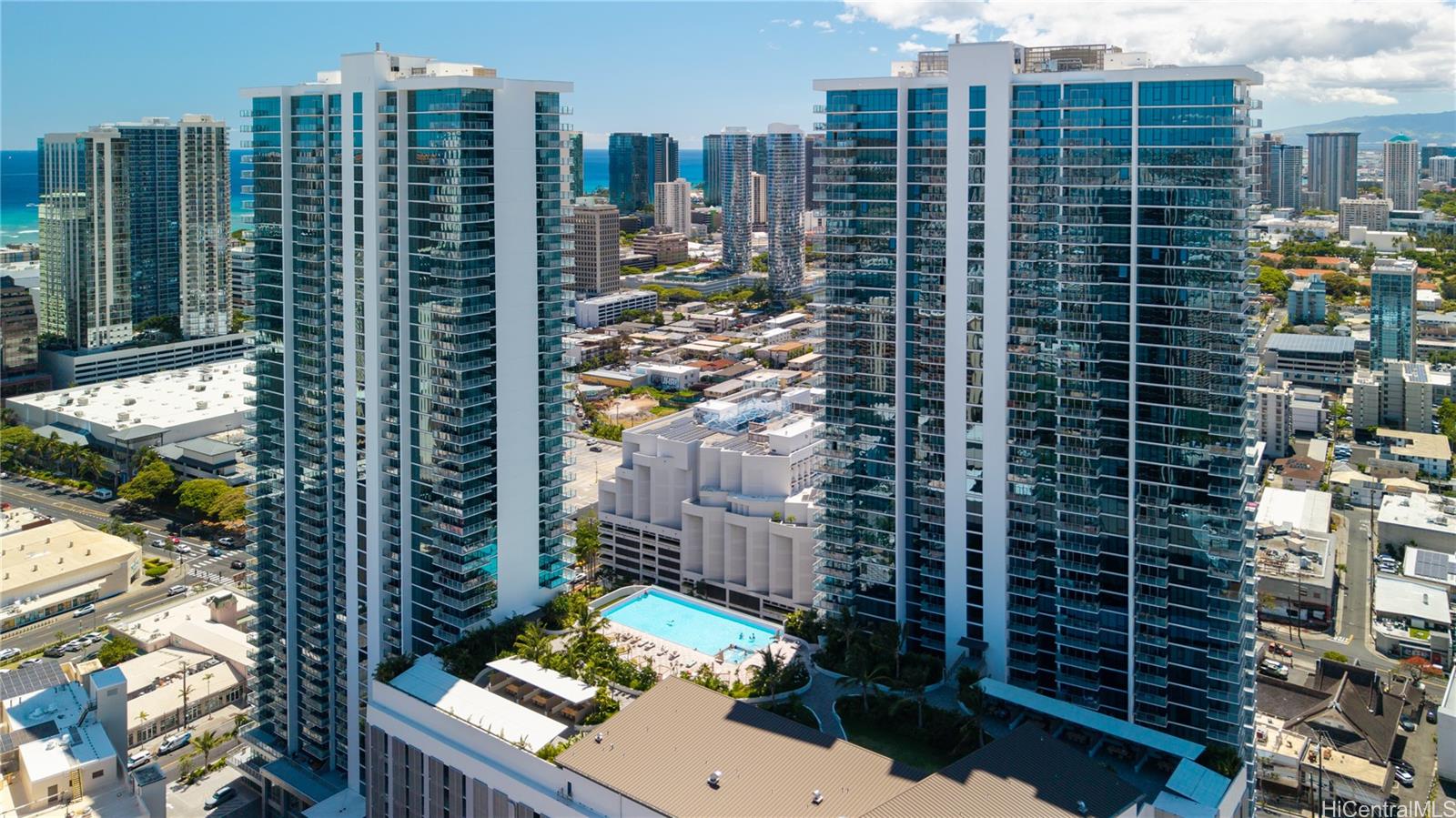 1500 Rycroft Street  Unit 1712R