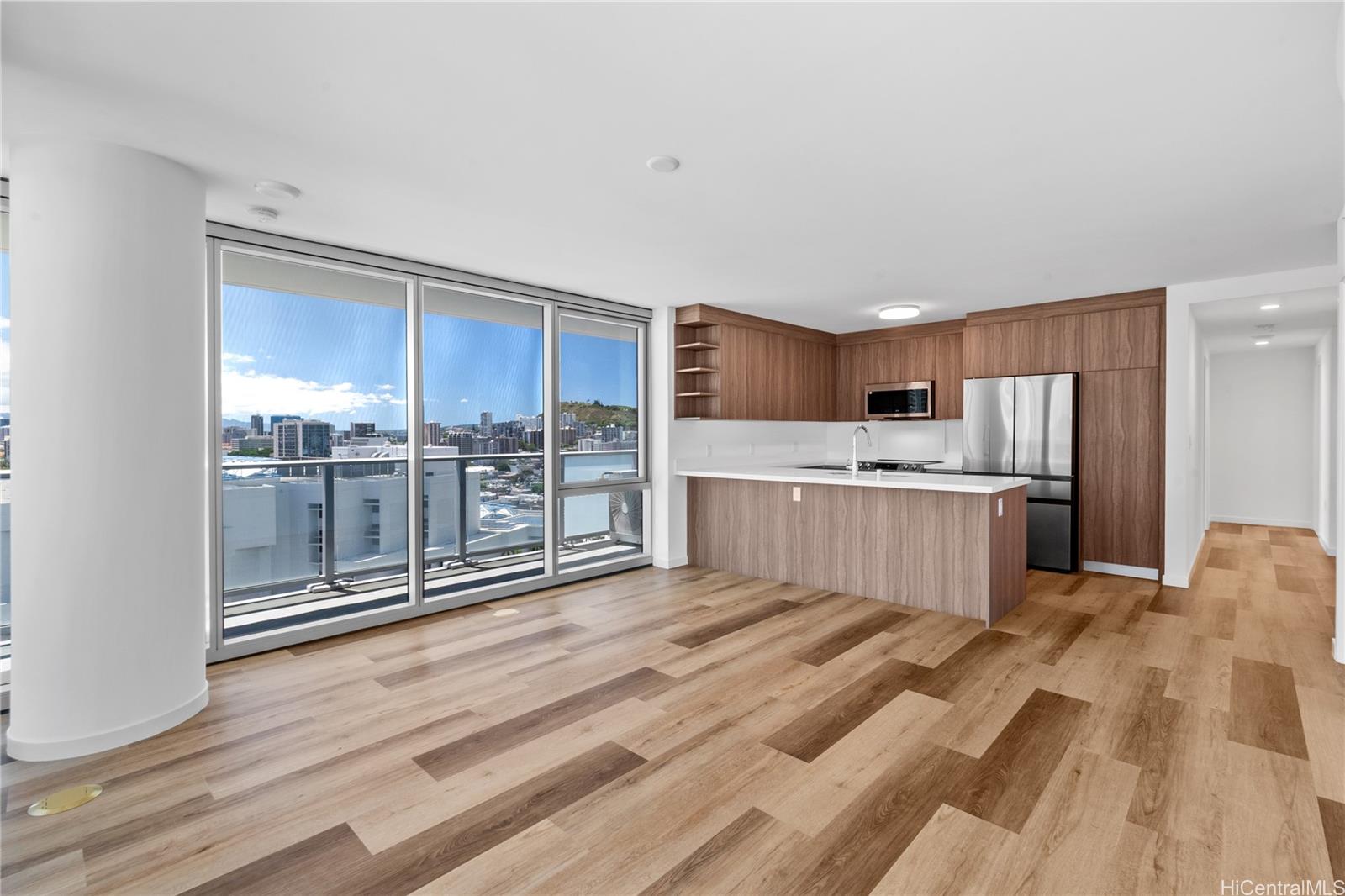 1500 Rycroft Street  Unit 1712R
