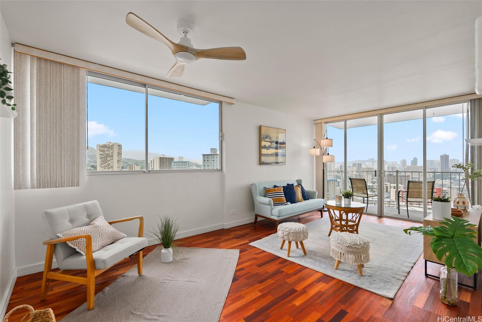 1069 Spencer Street 901