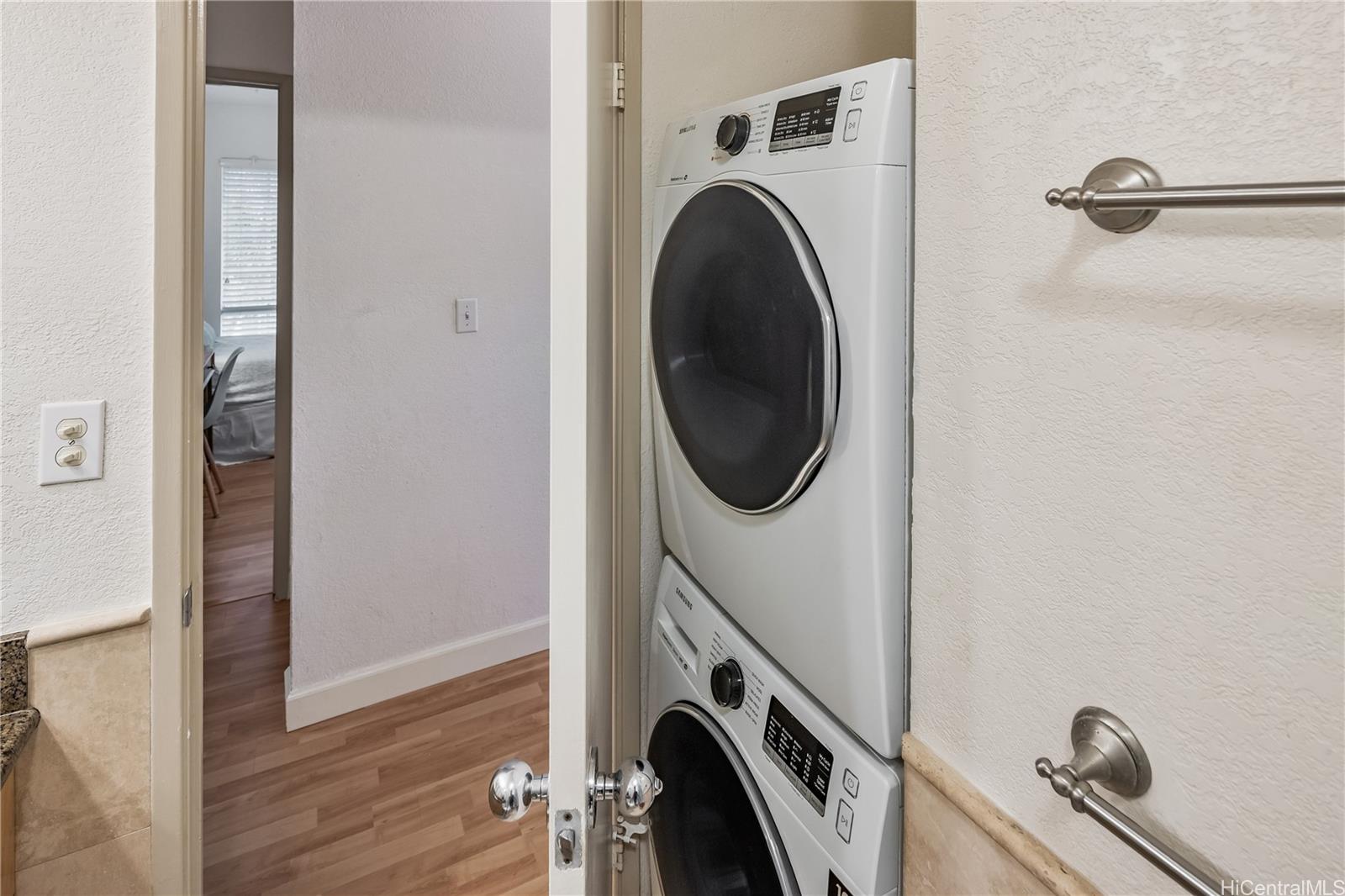 545 Mananai Place  Unit 28R