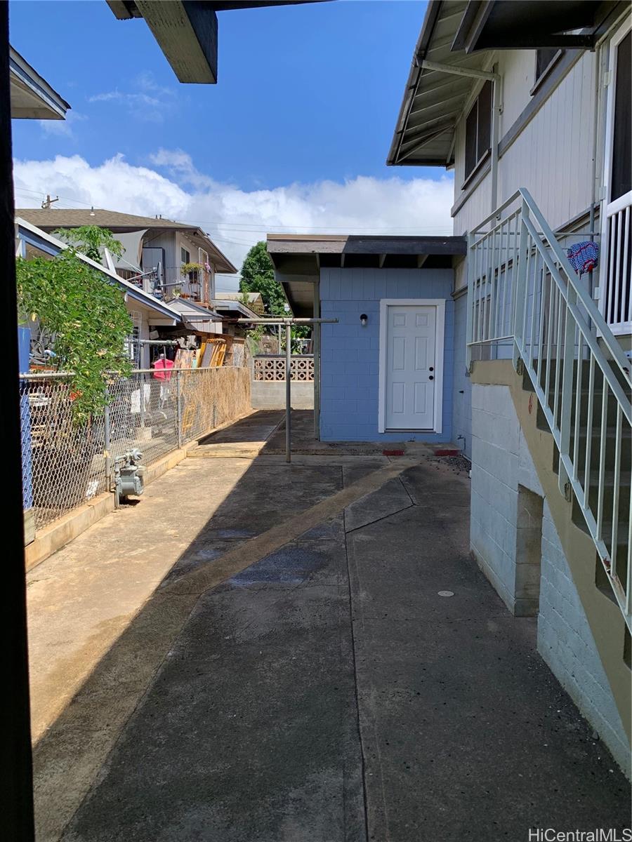 Photo 19 of 23