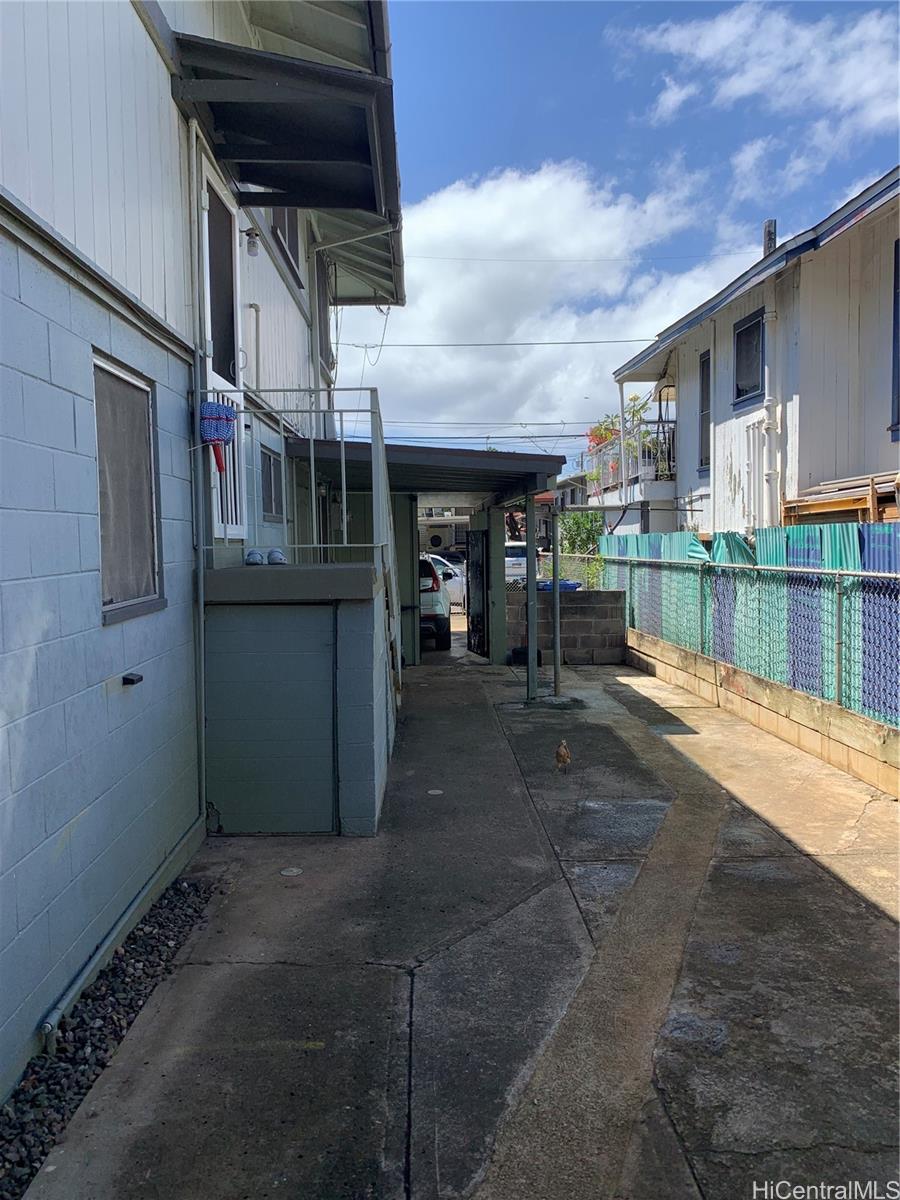 Photo 20 of 23