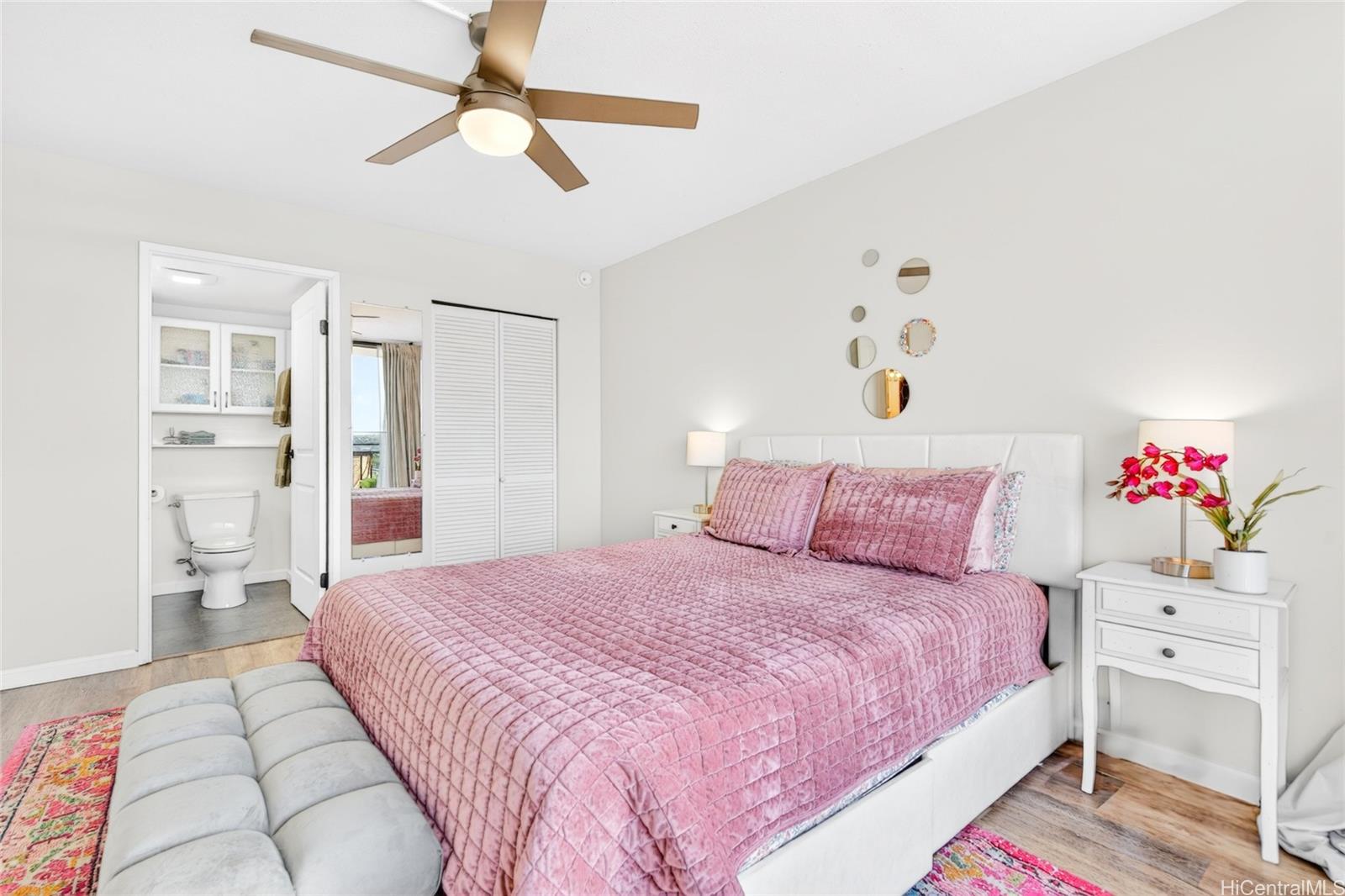2754 Kuilei Street  Unit 704