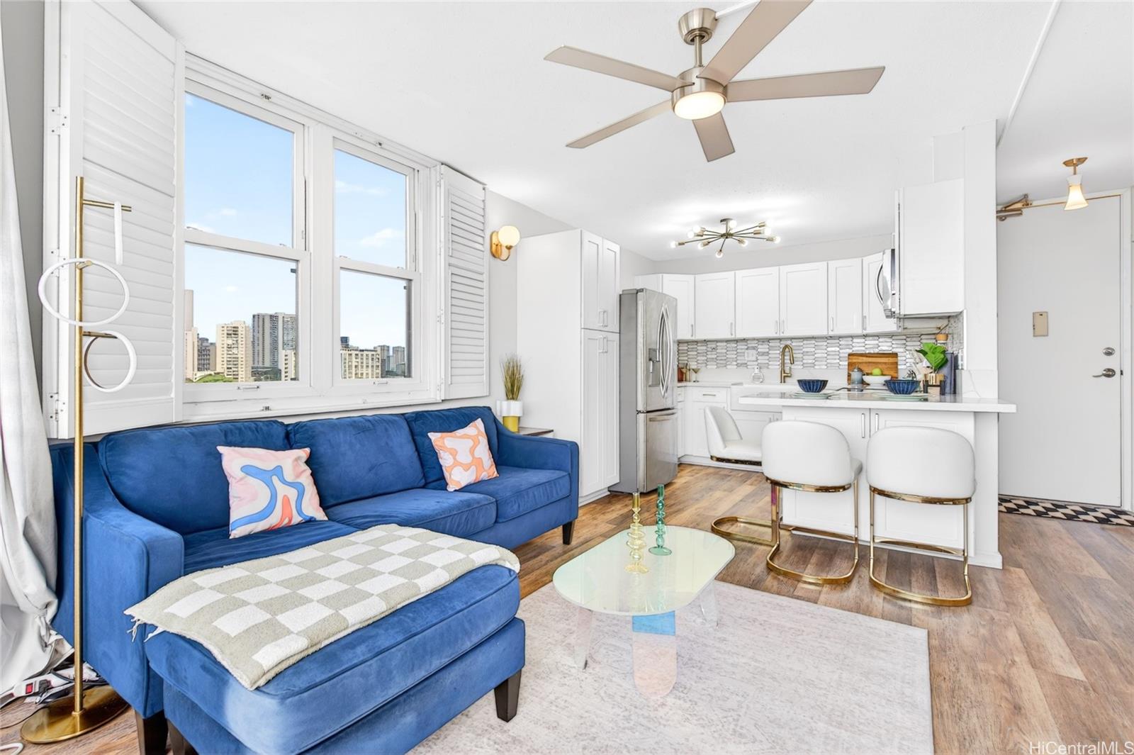 2754 Kuilei Street  Unit 704