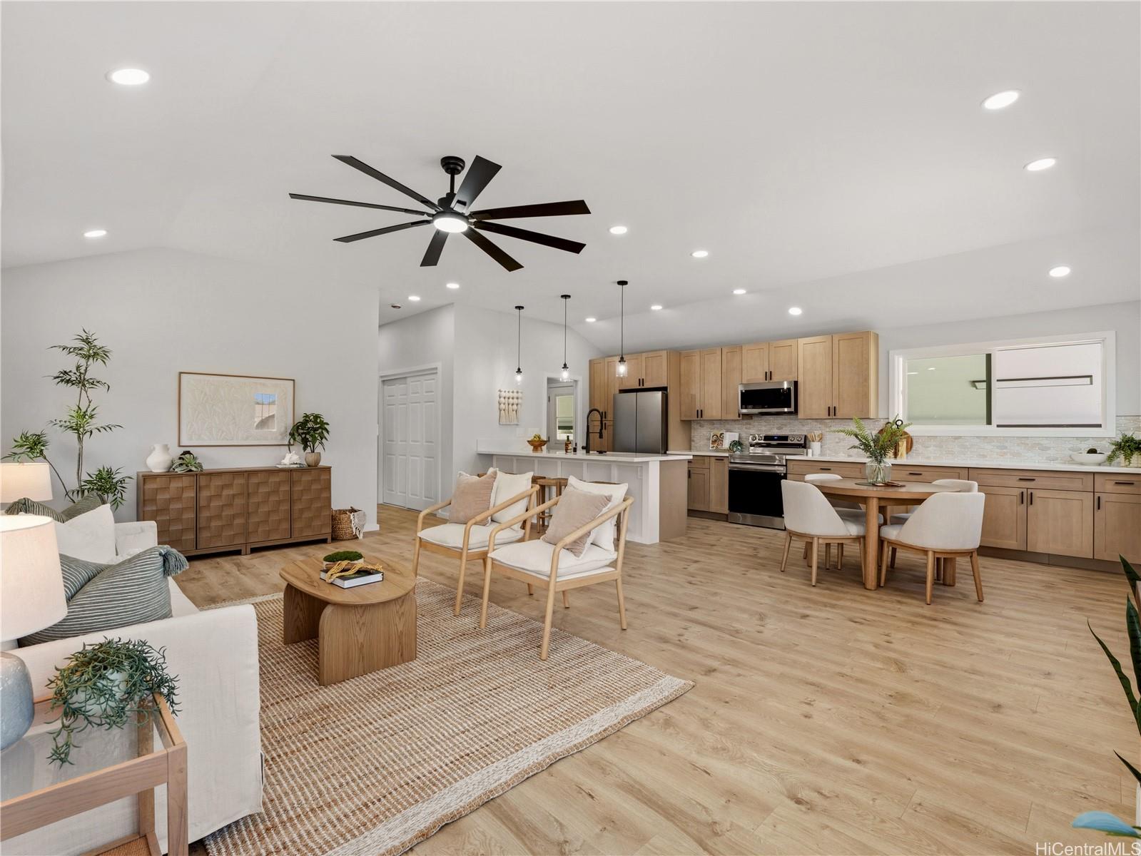 85-267 McArthur Street  Unit 2