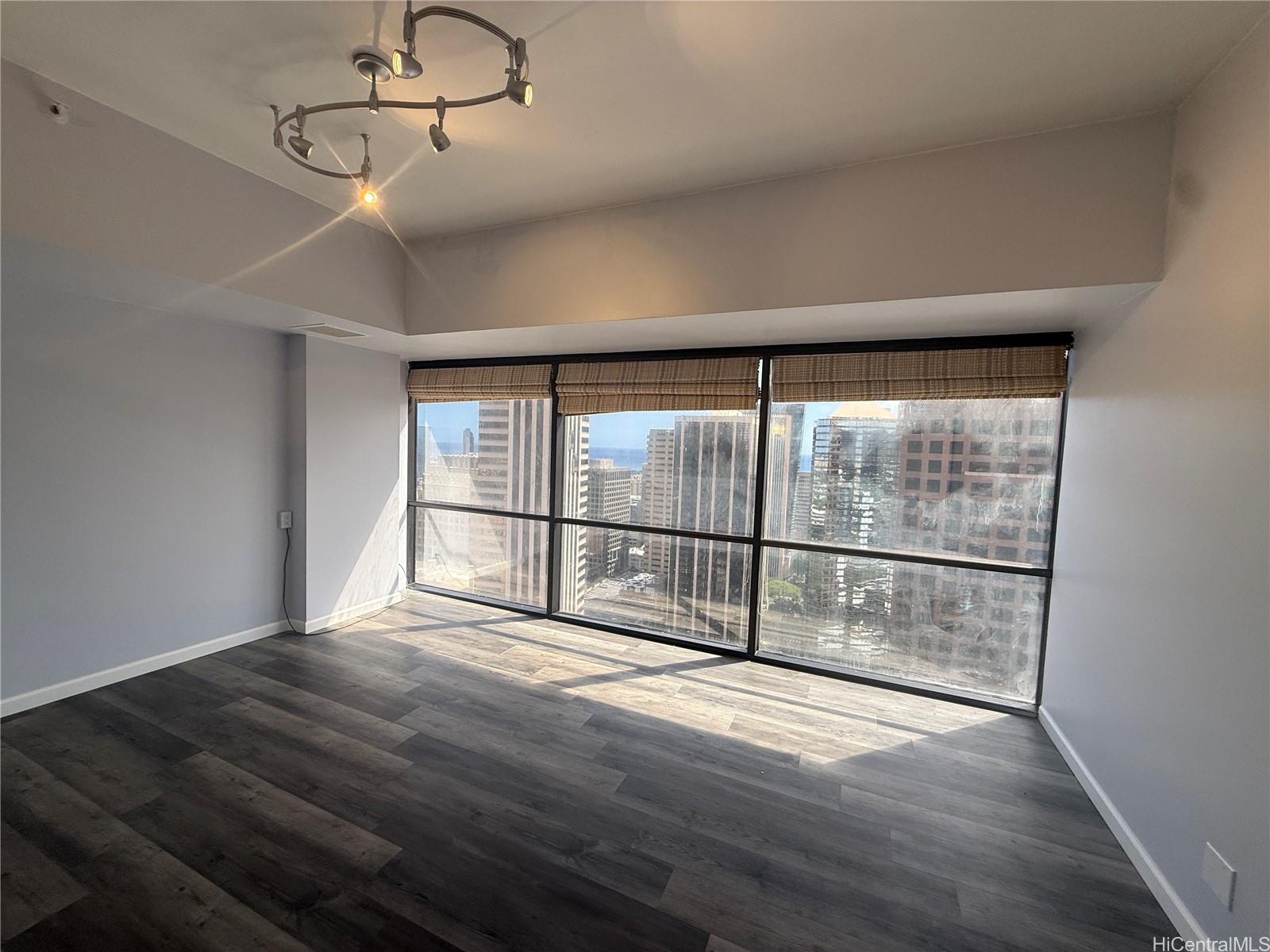 1188 Bishop Street  Unit 3212