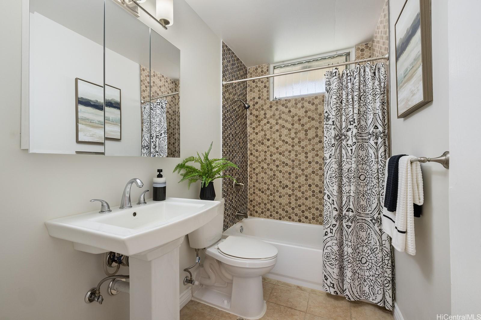 95-269 Waikalani Drive  Unit C501