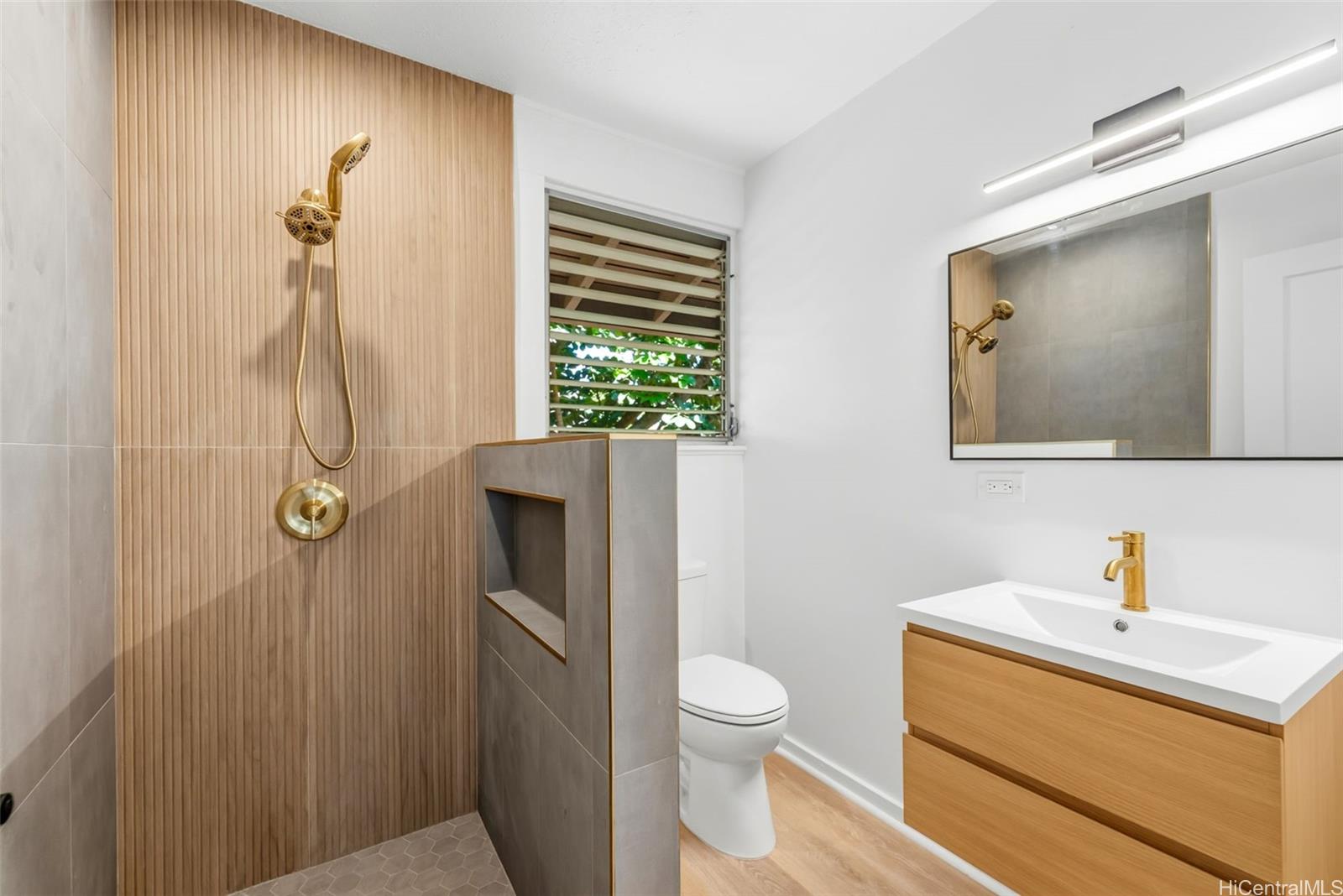 4906 Kilauea Avenue  Unit 2