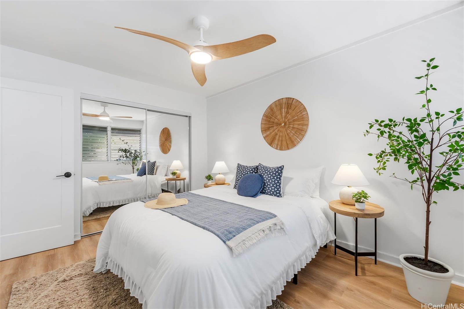 4906 Kilauea Avenue  Unit 2