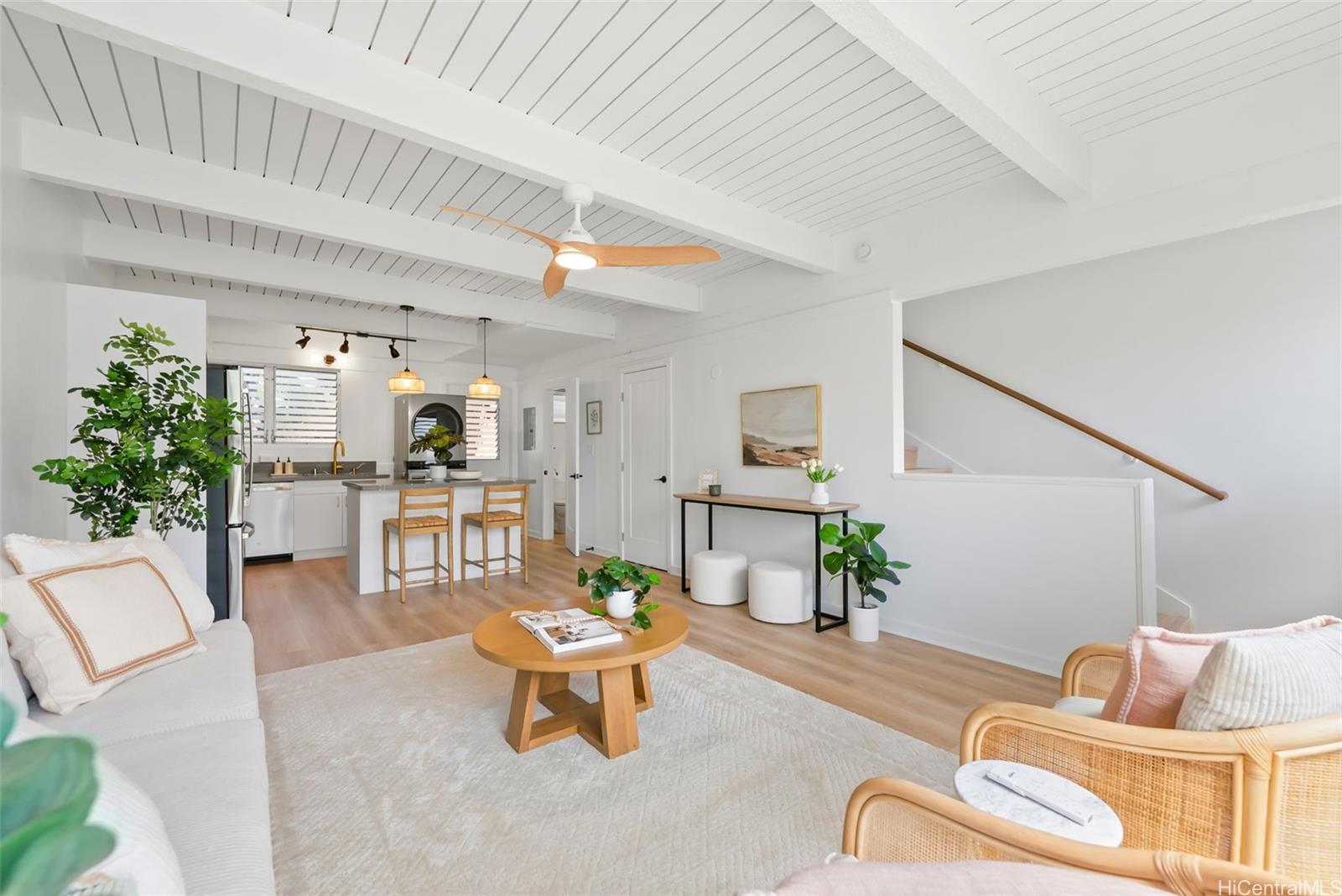 4906 Kilauea Avenue  Unit 2