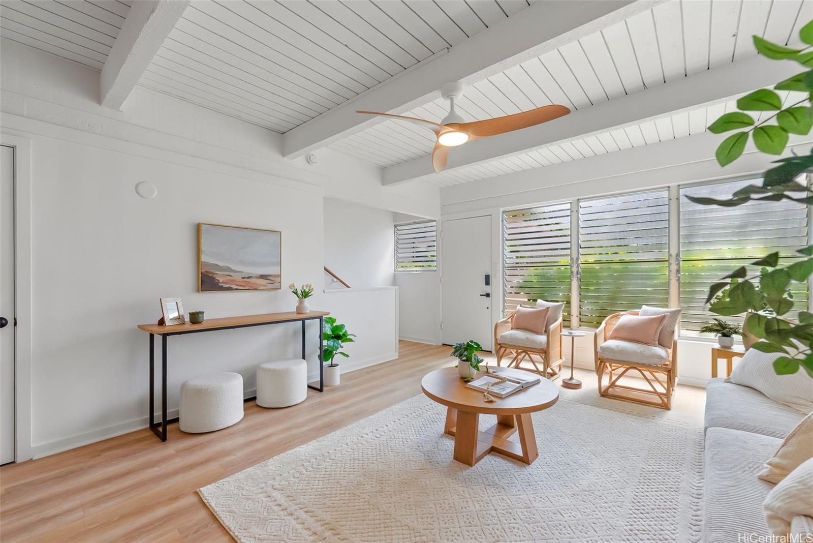 4906 Kilauea Avenue  Unit 2