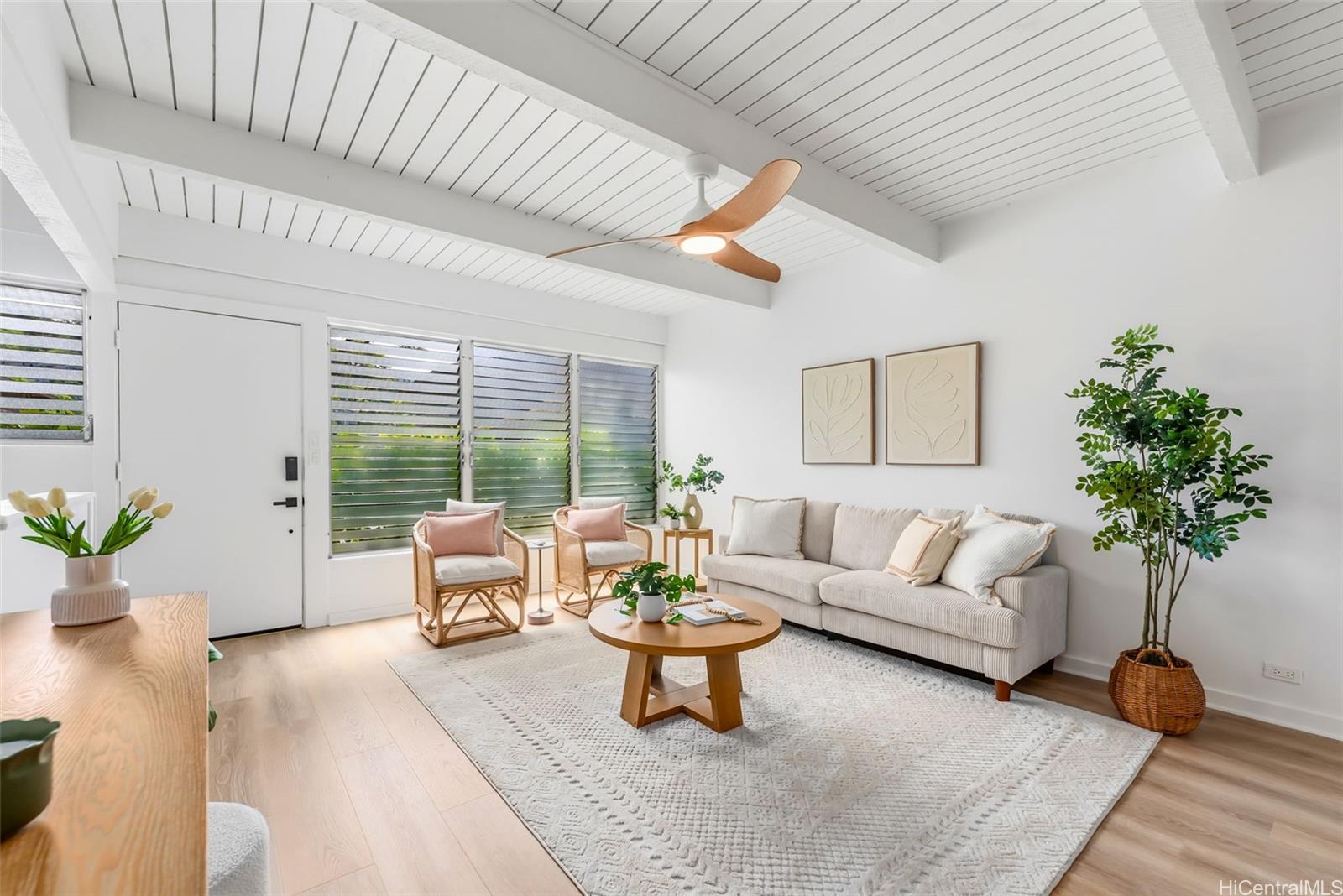 4906 Kilauea Avenue  Unit 2
