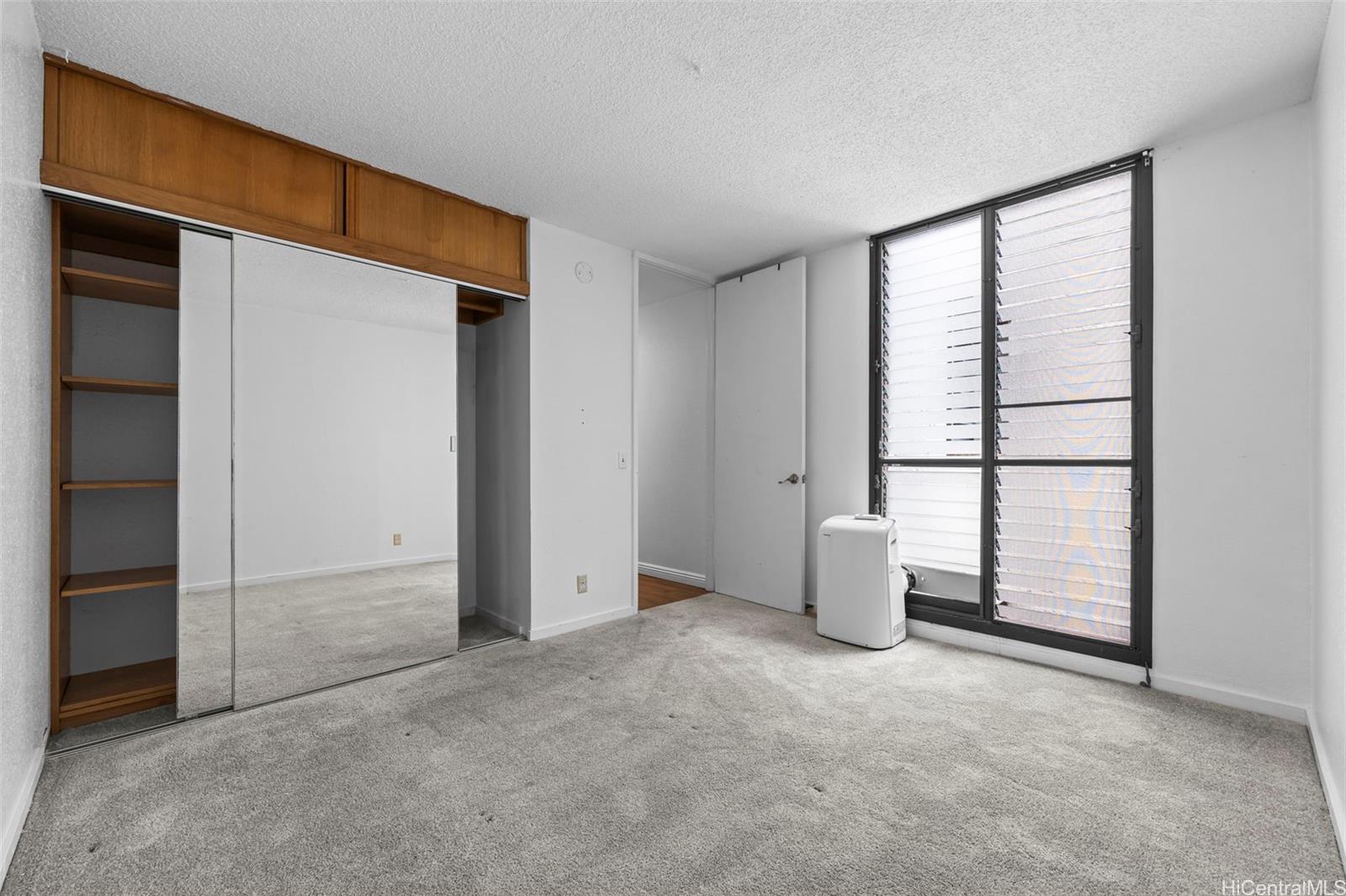 1015 Aoloa Place  Unit 335
