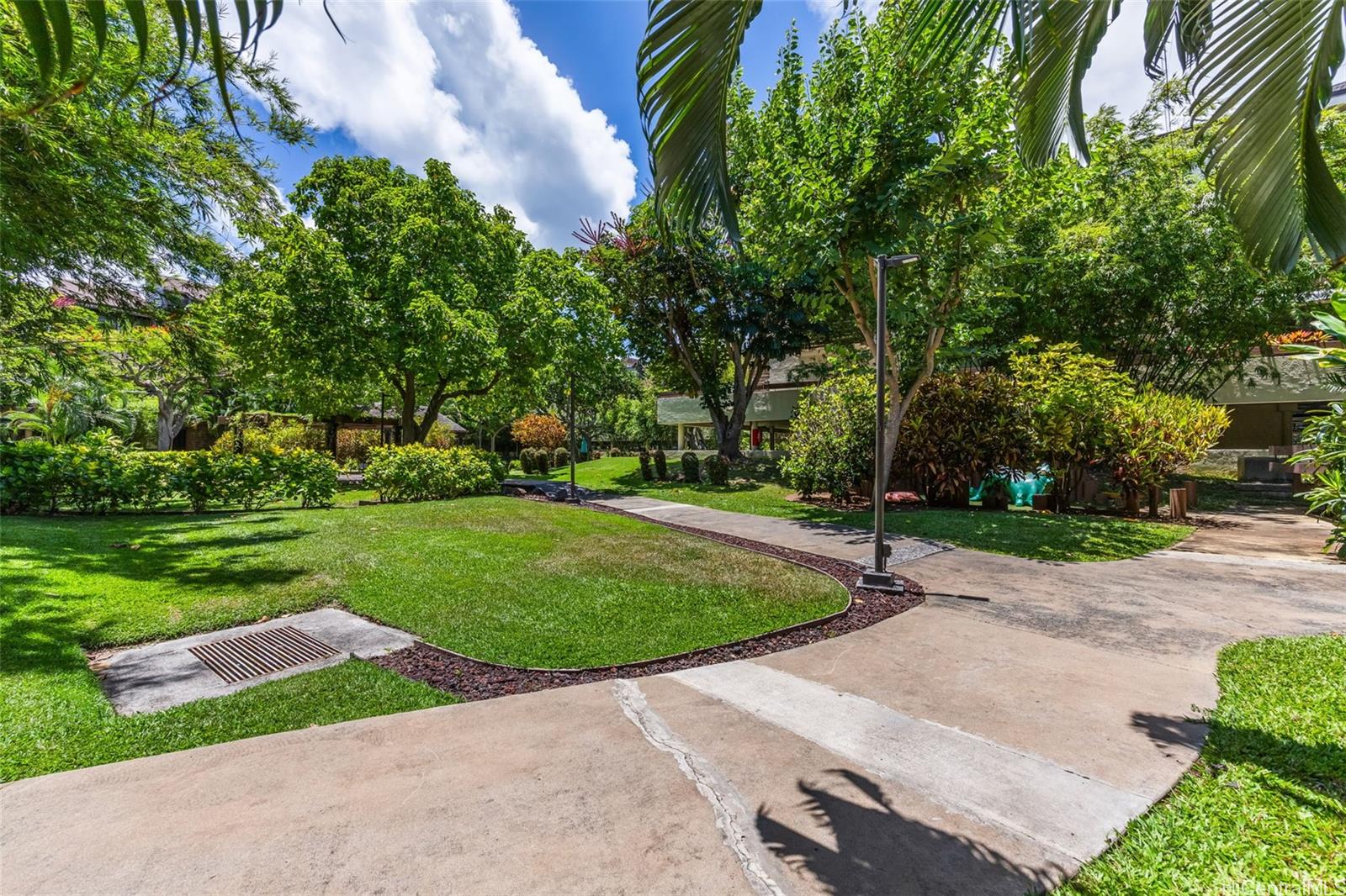 1015 Aoloa Place Unit 335 1015 Aoloa Place Unit 335