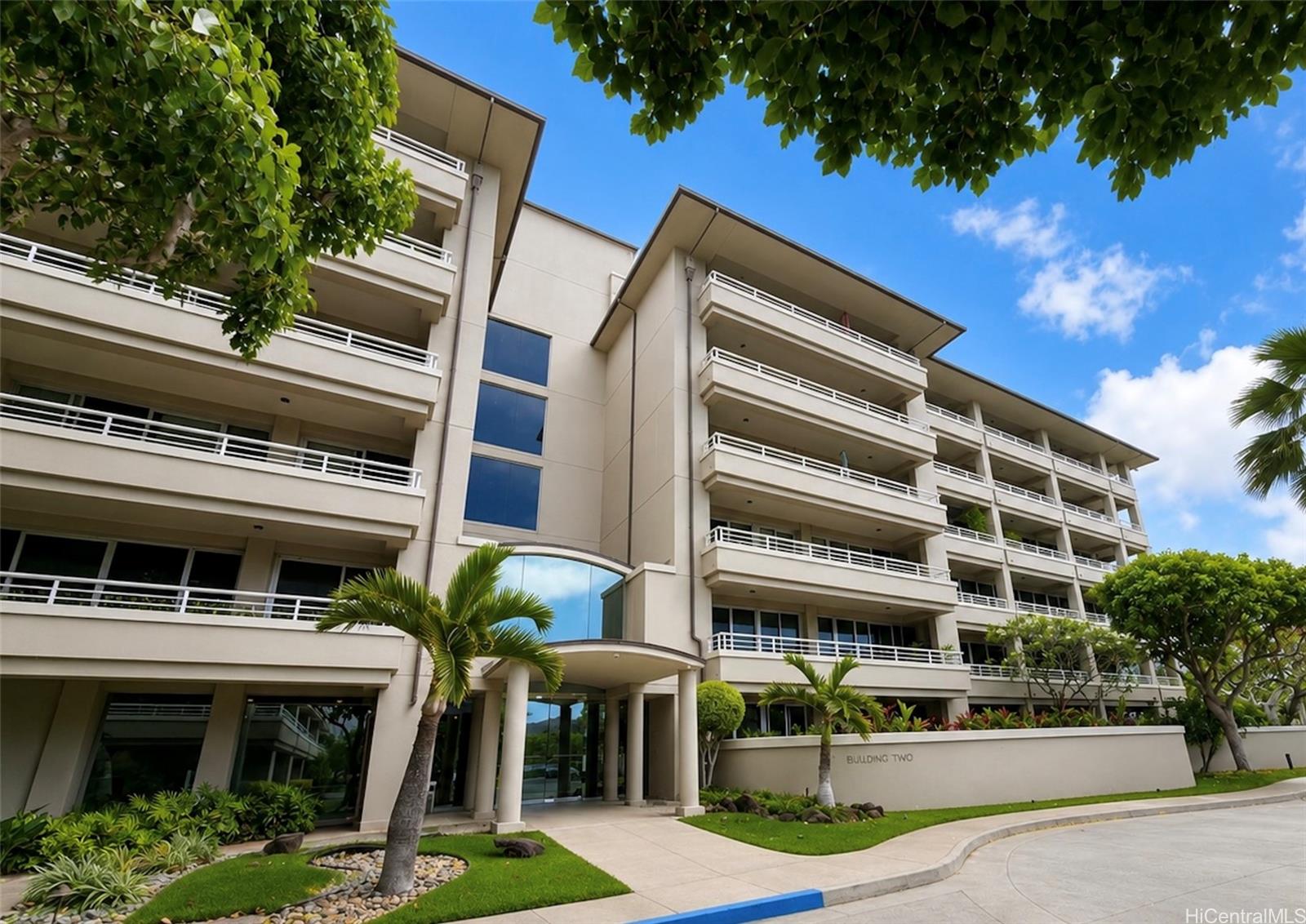 1 Keahole Place  Unit 2505