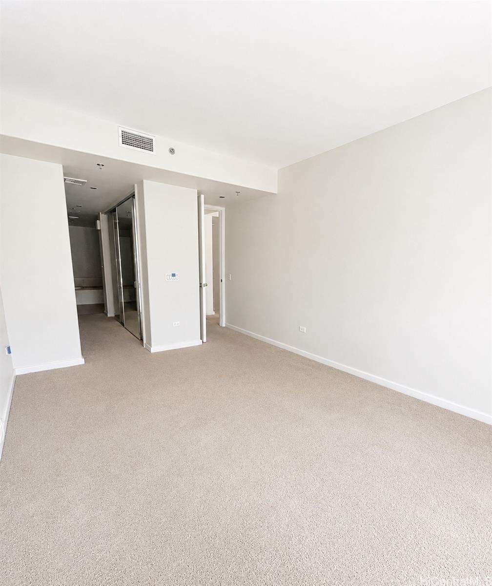 1 Keahole Place  Unit 2505