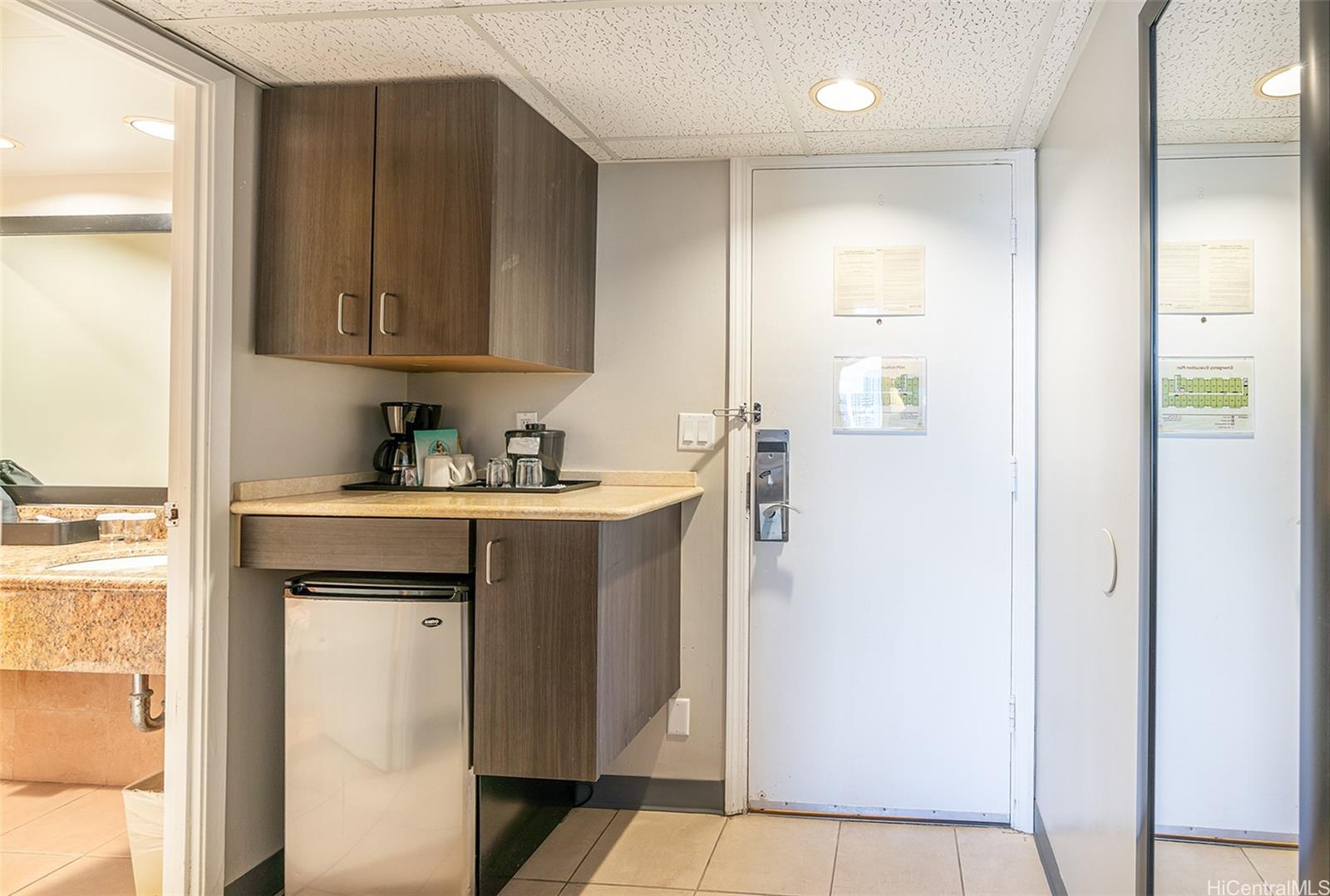 Photo 8 of 20