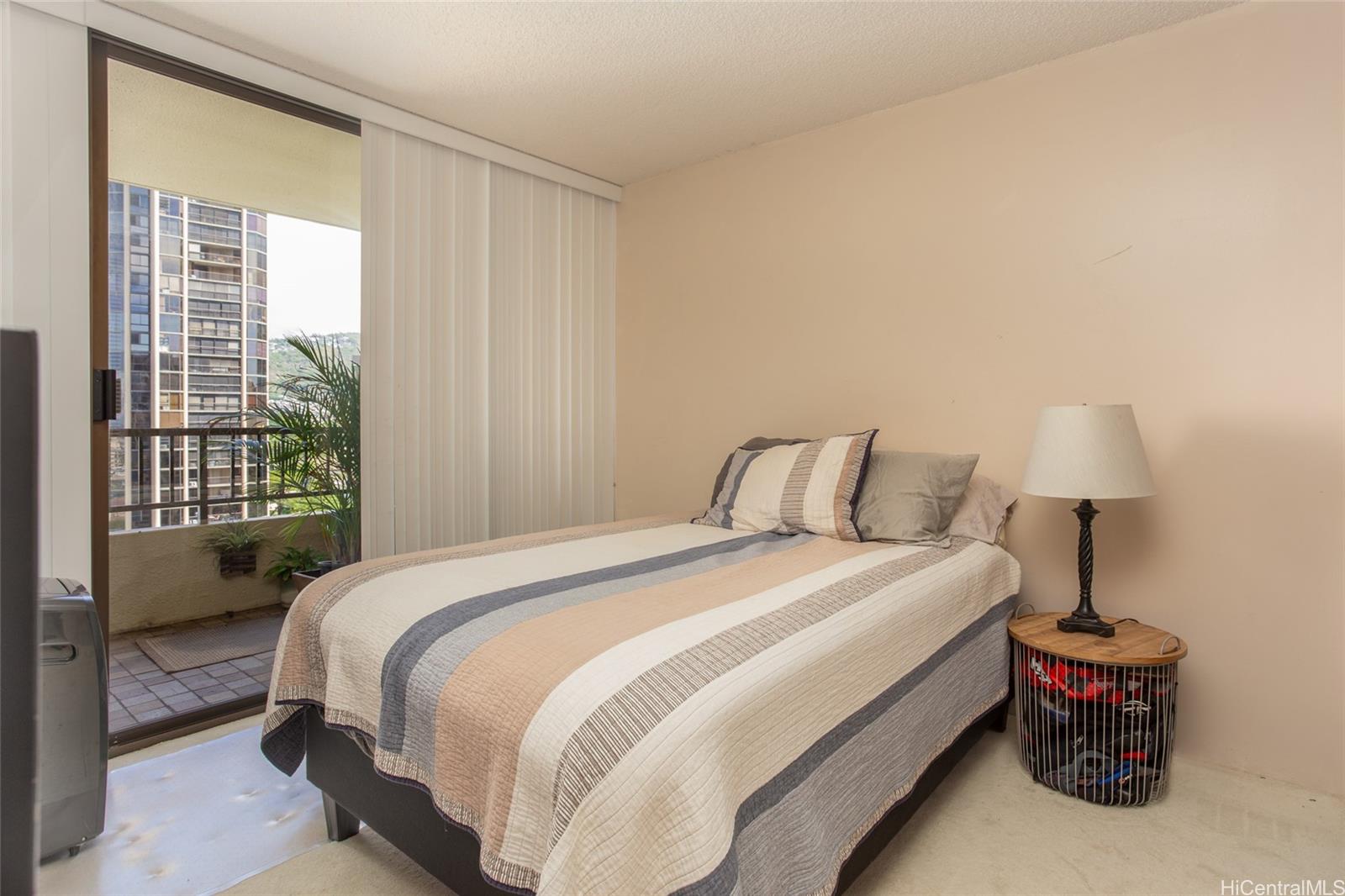 55 S Judd Street  Unit 1807
