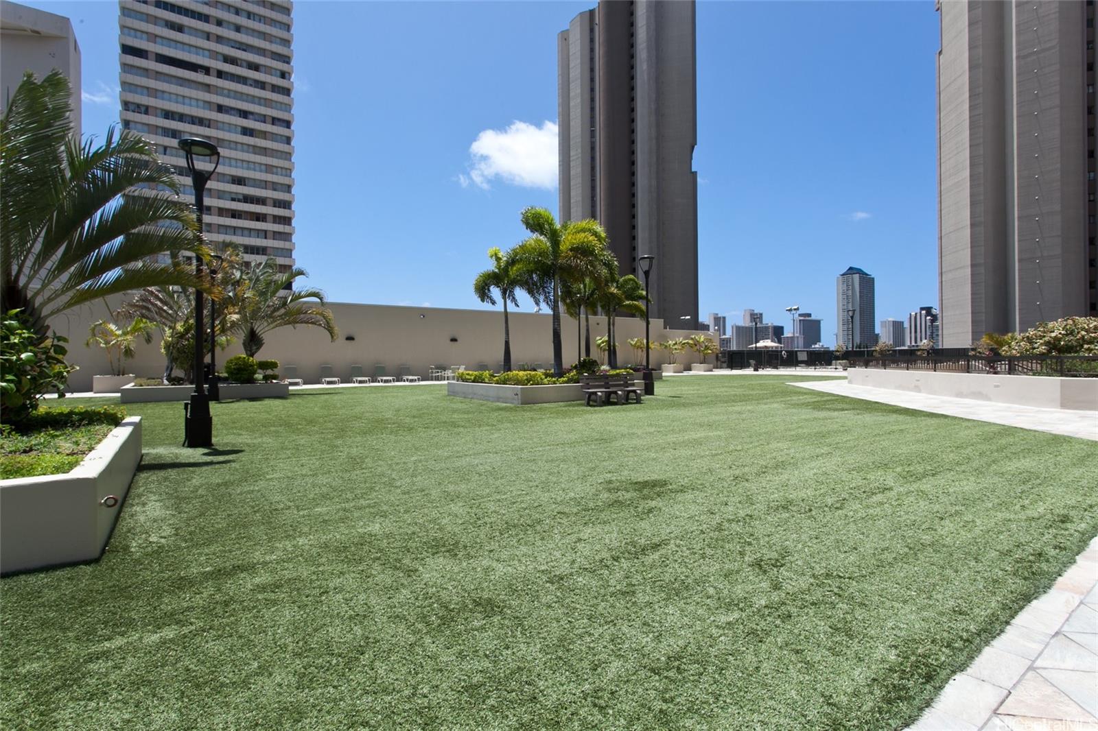 2499 Kapiolani Boulevard  Unit 2008