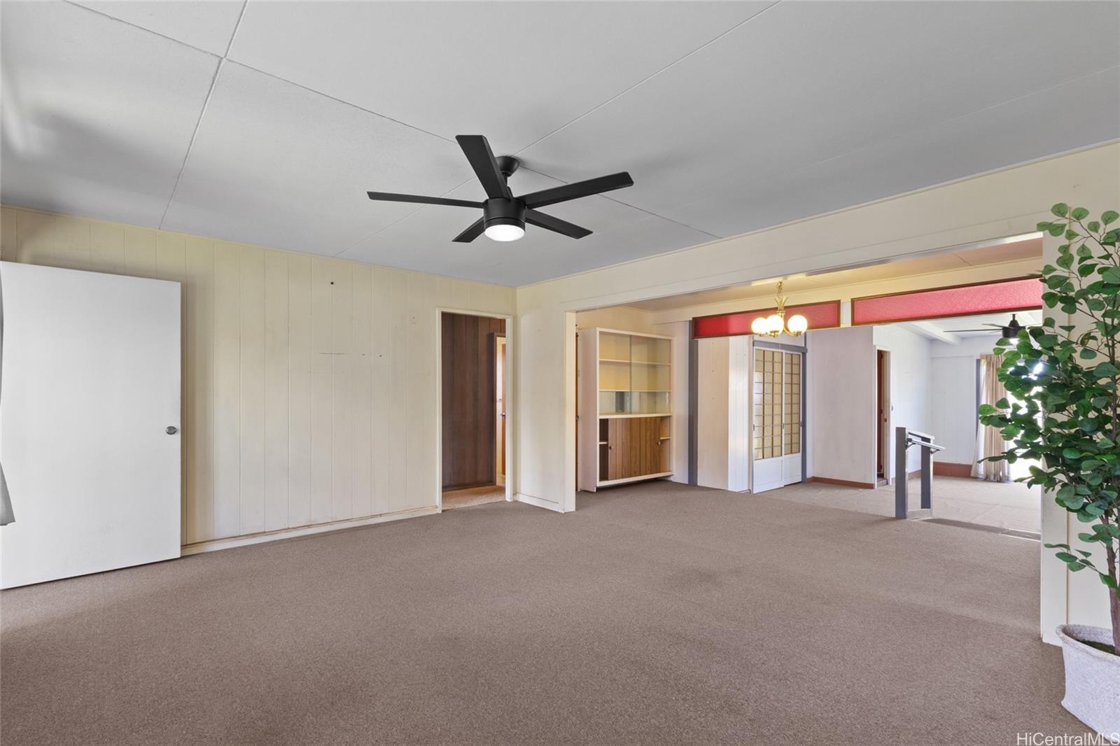 1728 Kino Street