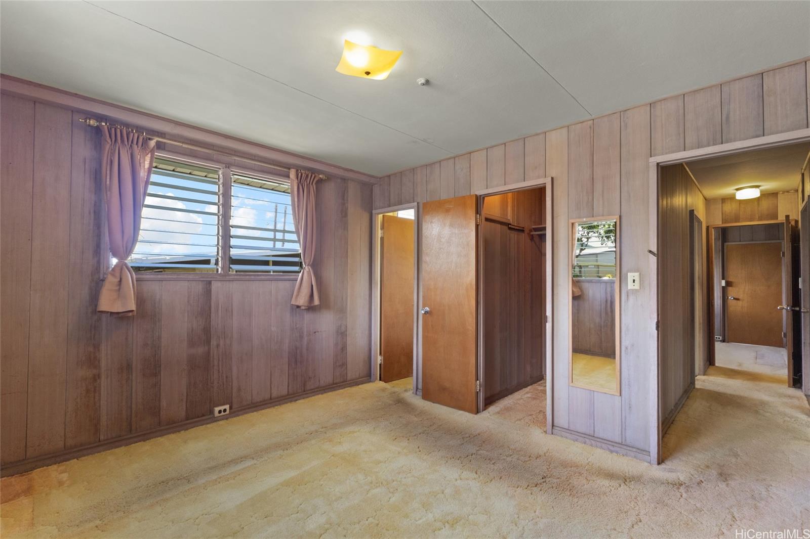 1728 Kino Street