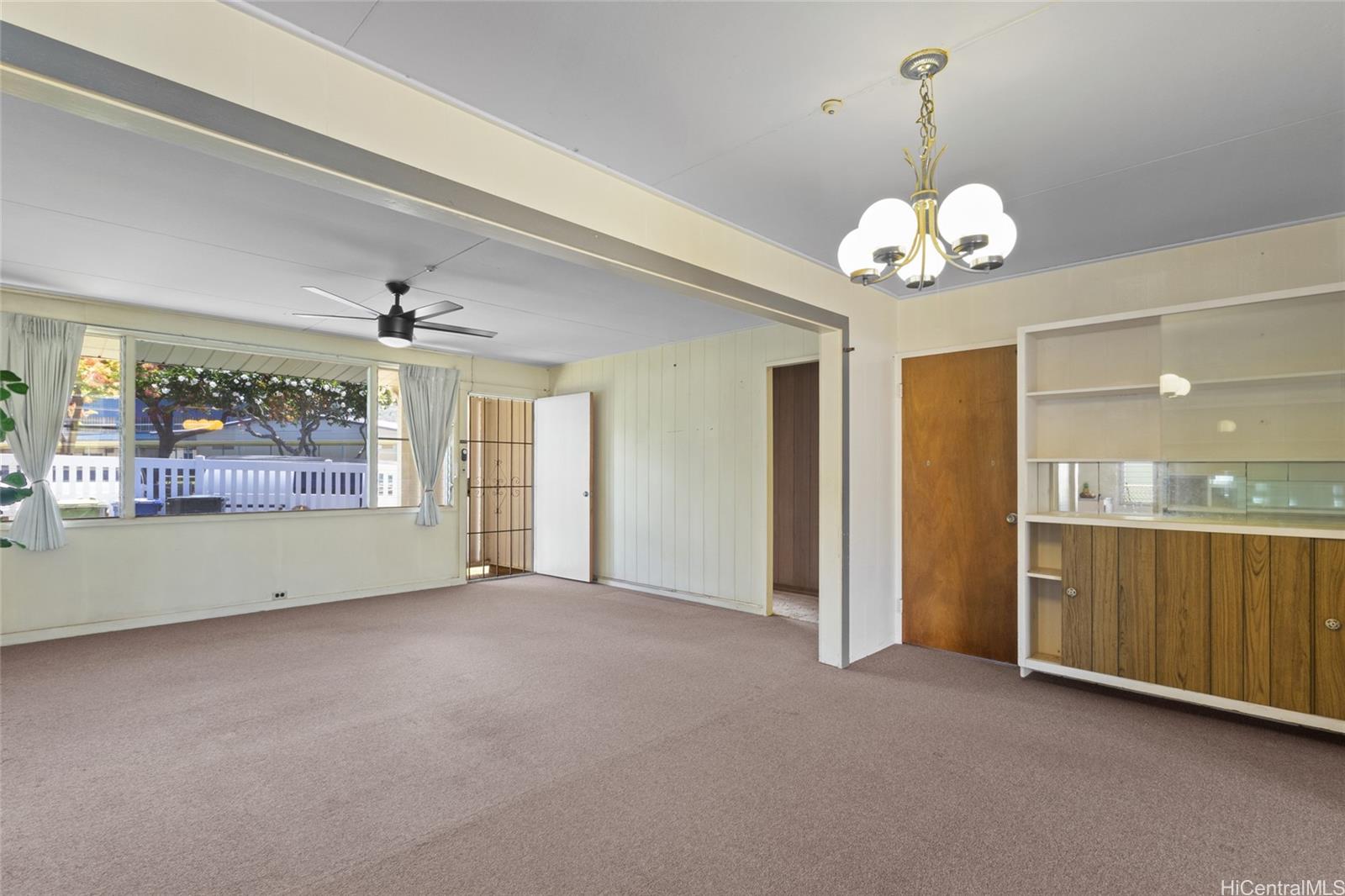 1728 Kino Street