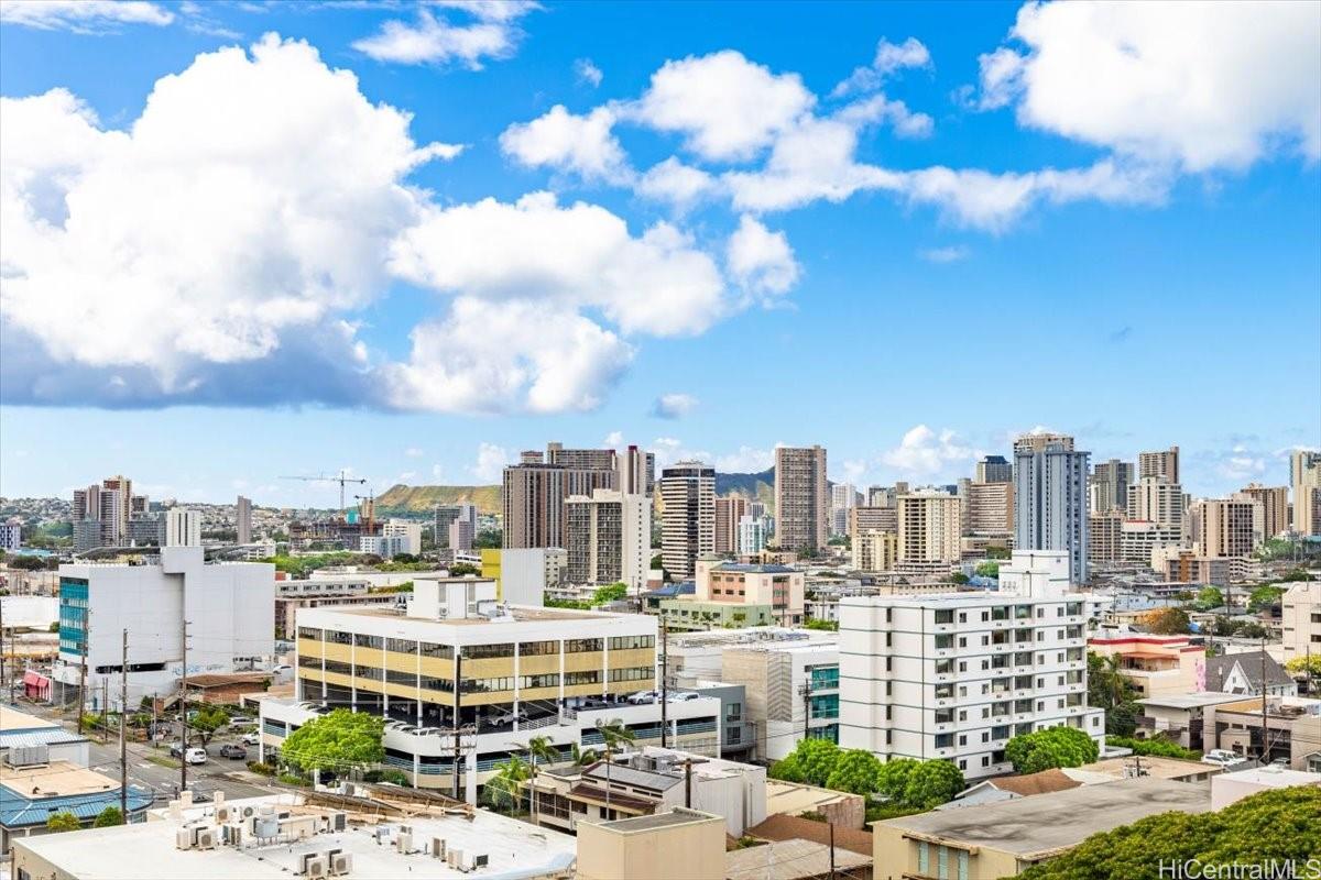 1226 Alexander Street  Unit 1102