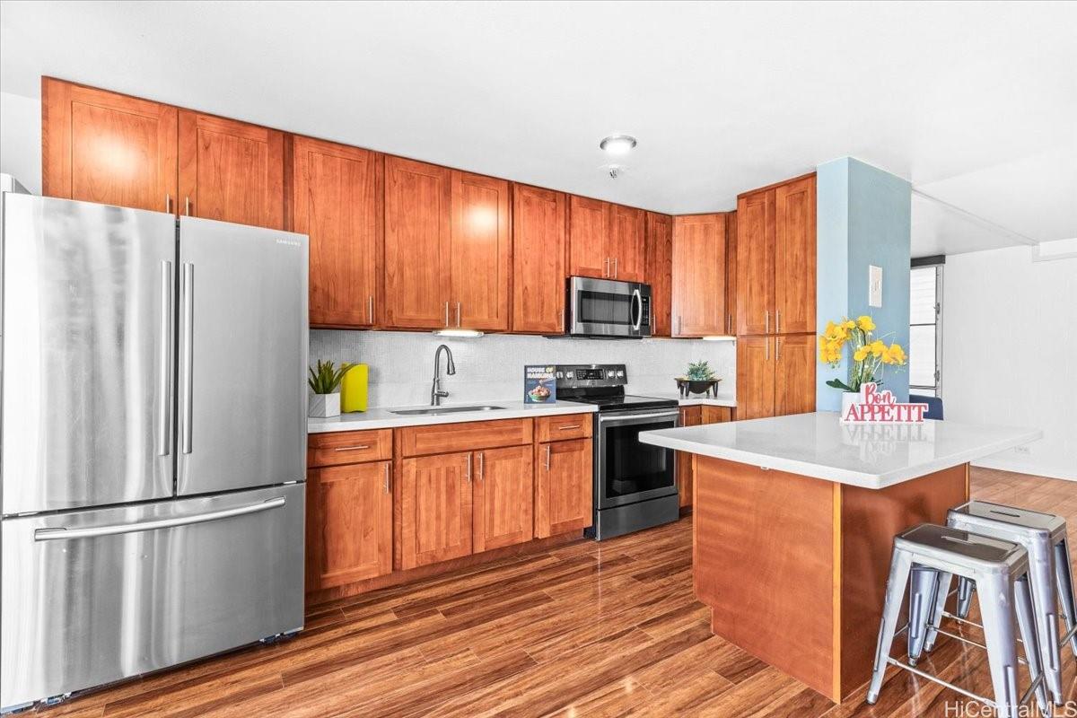 1226 Alexander Street  Unit 1102