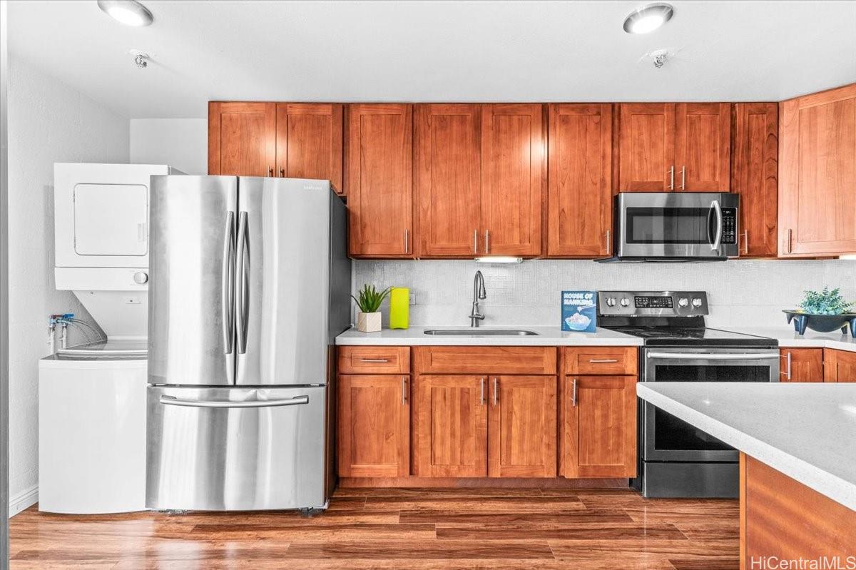 1226 Alexander Street  Unit 1102