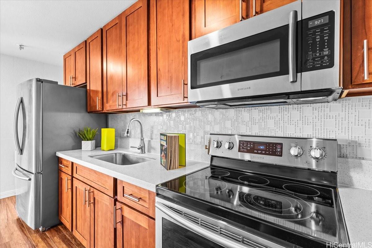 1226 Alexander Street  Unit 1102