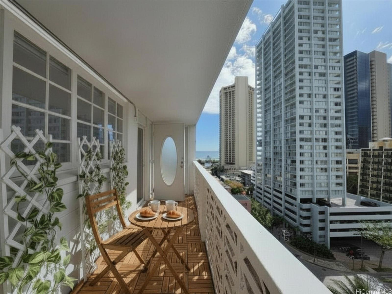 2442 Kuhio Avenue 1204