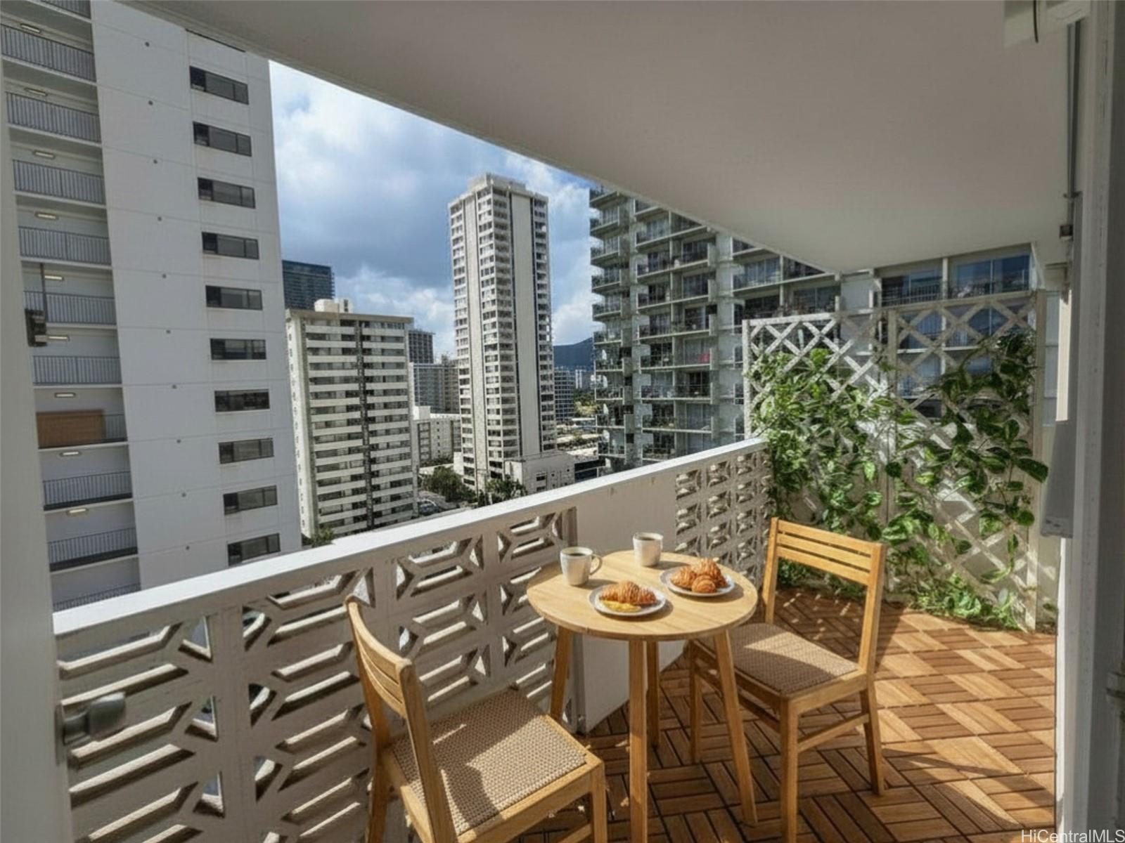 Photo 2 of 24