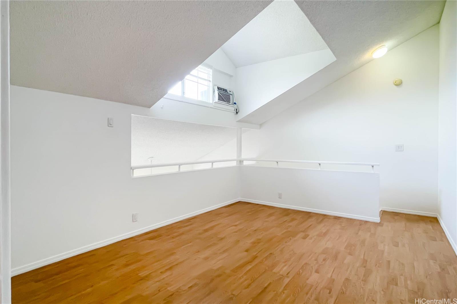 500 Mananai Place  Unit 17V