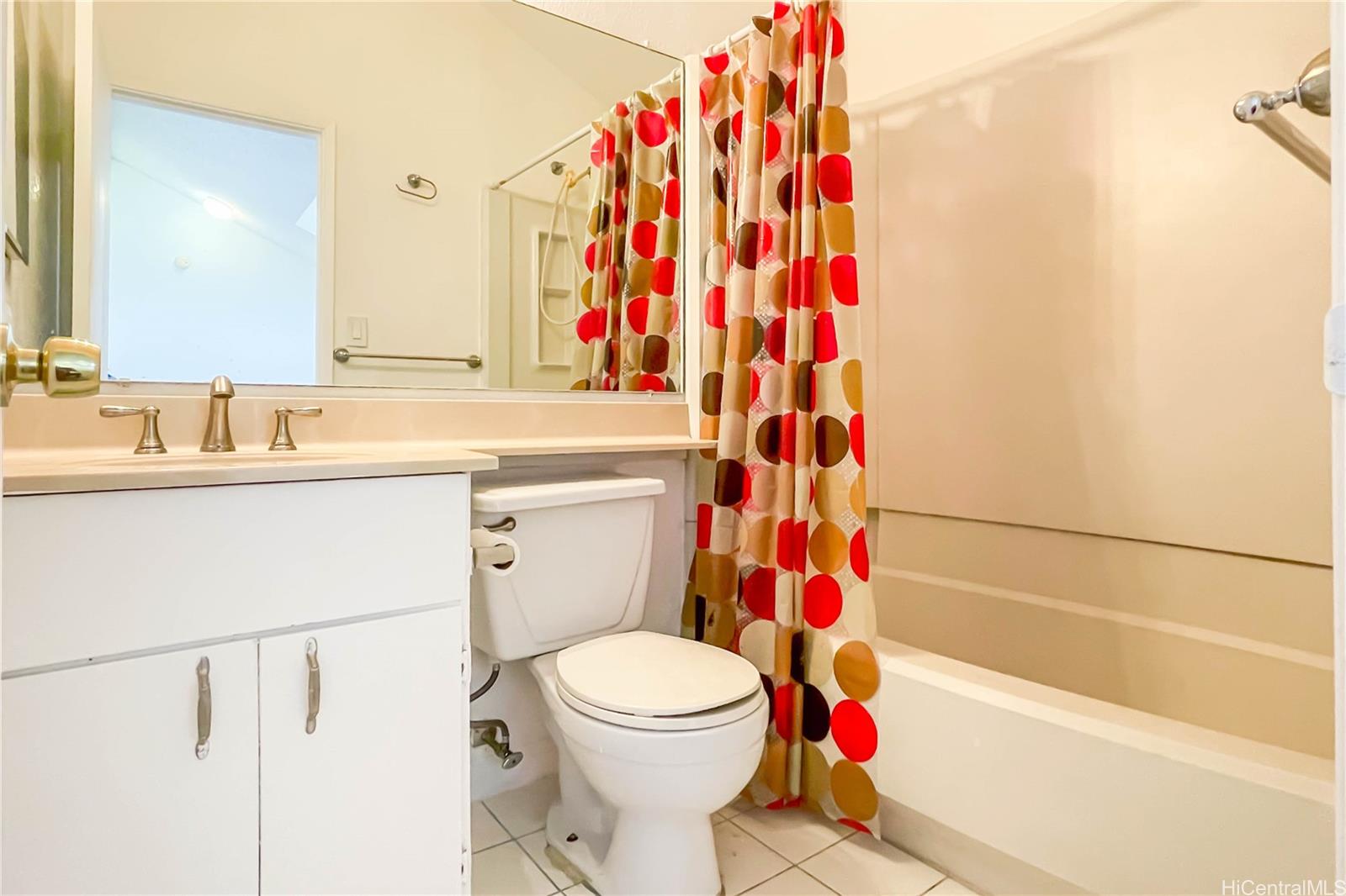 500 Mananai Place  Unit 17V