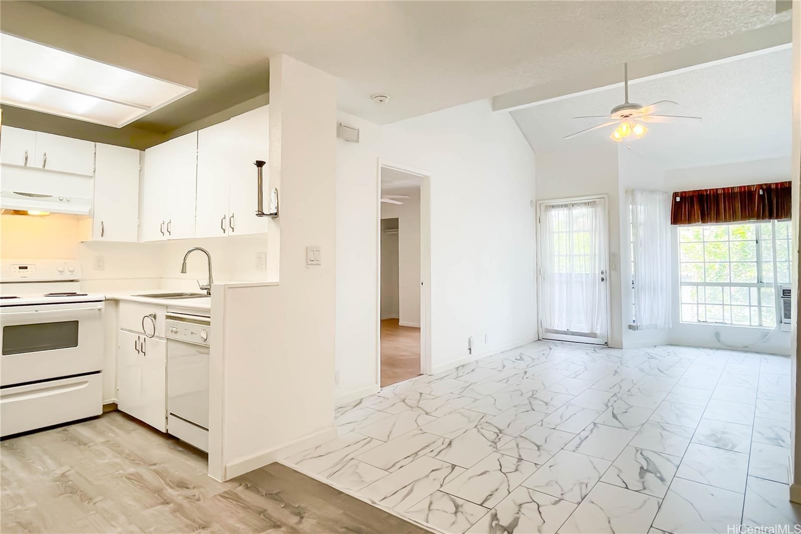 500 Mananai Place  Unit 17V