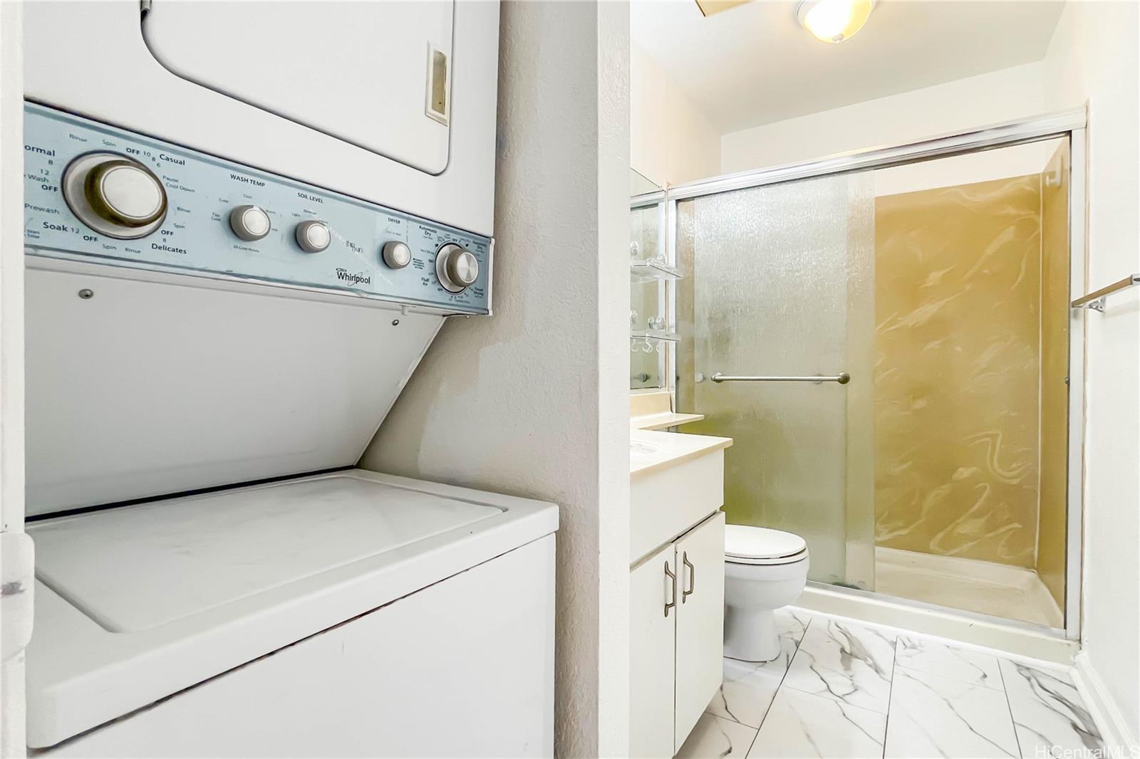 500 Mananai Place  Unit 17V