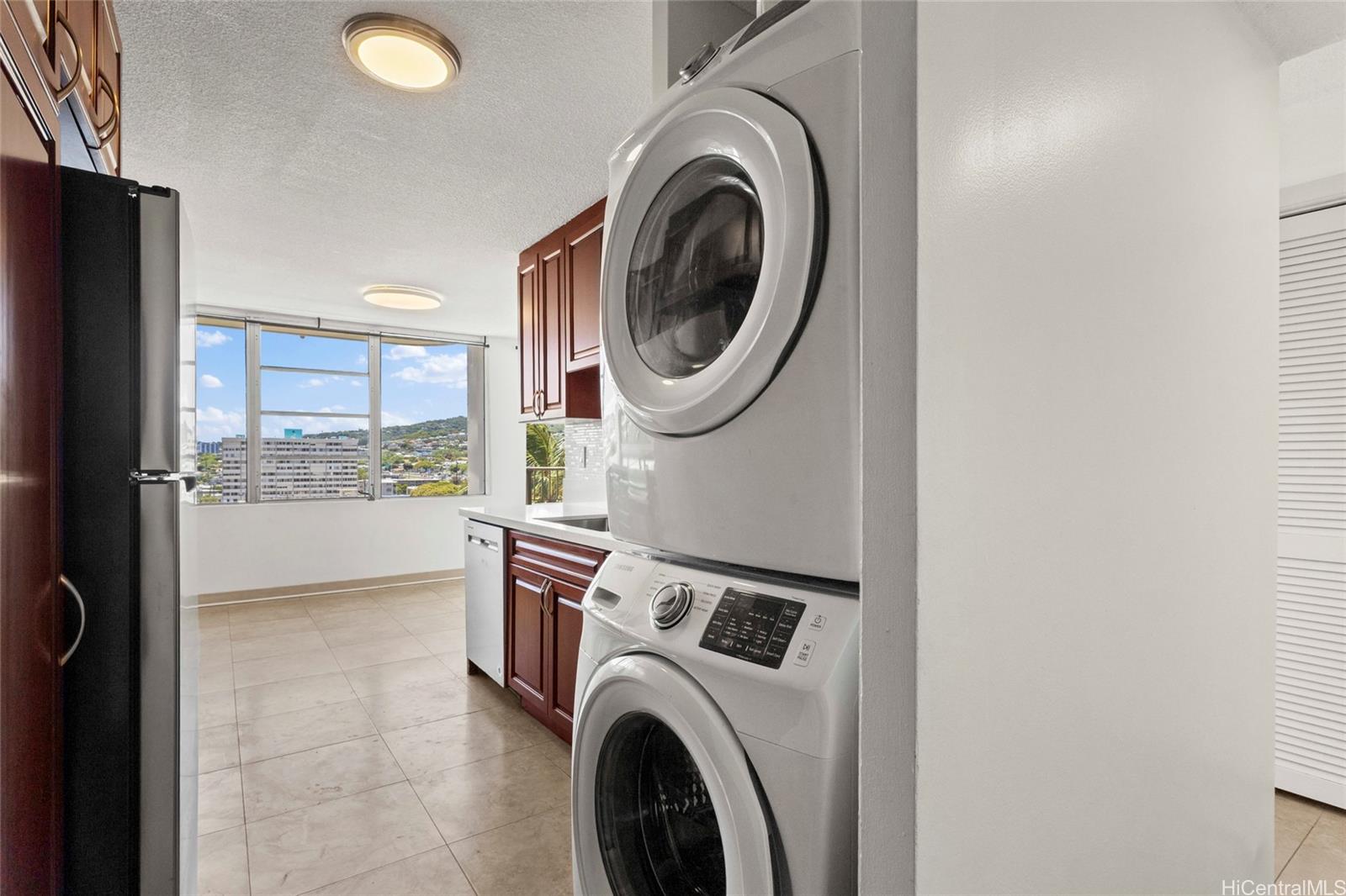 2825 S King Street  Unit 704