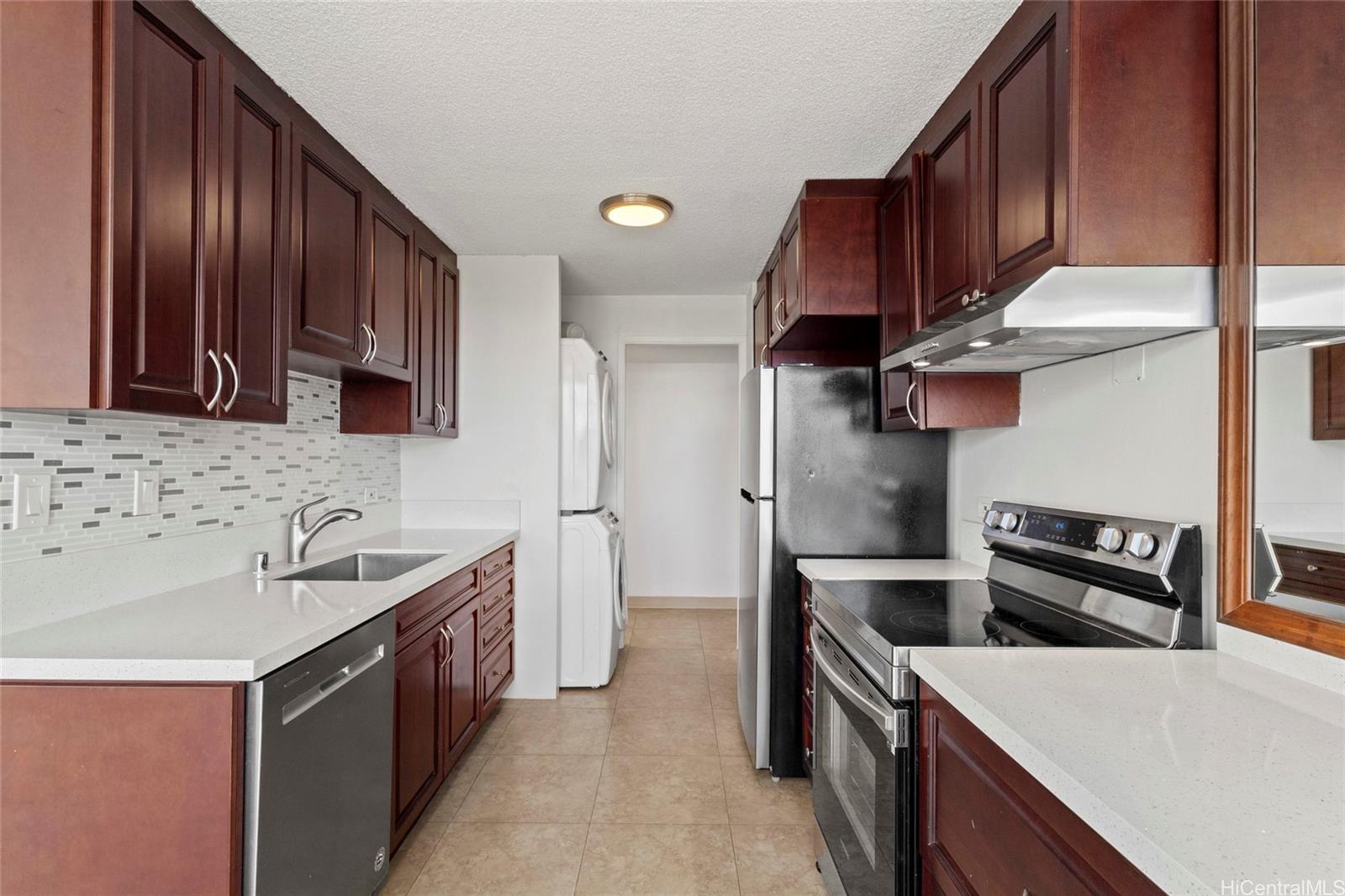 2825 S King Street  Unit 704