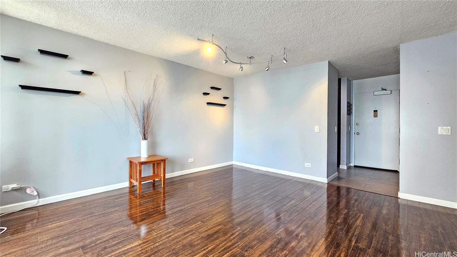 796 Isenberg Street  Unit 16A