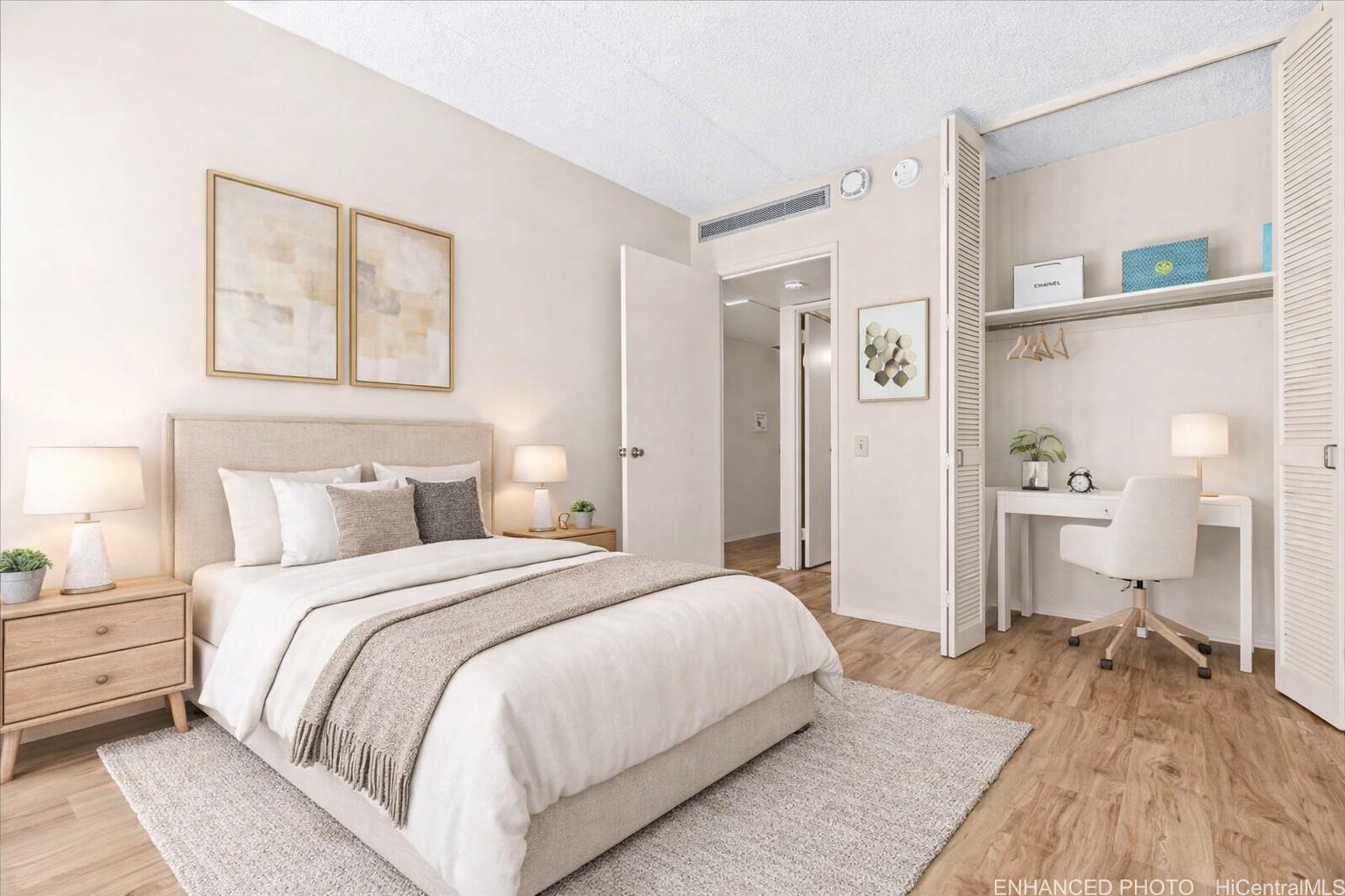 225 Queen Street  Unit 11E