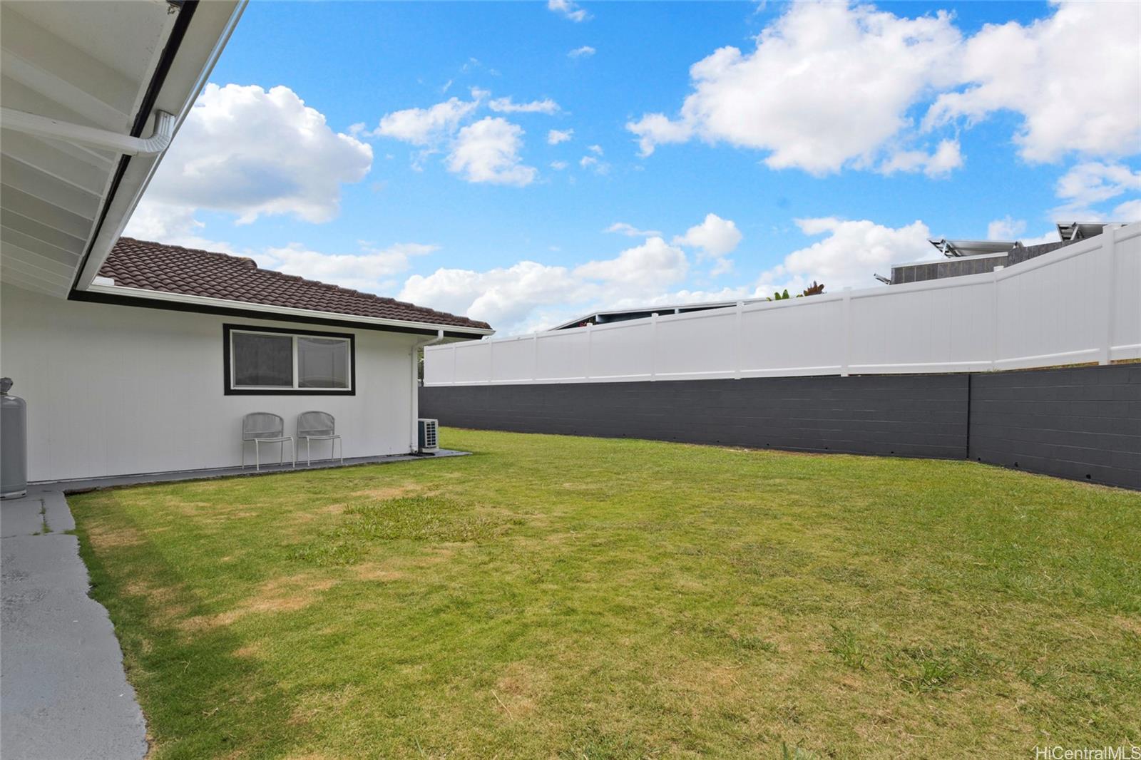 1540 Akake Place