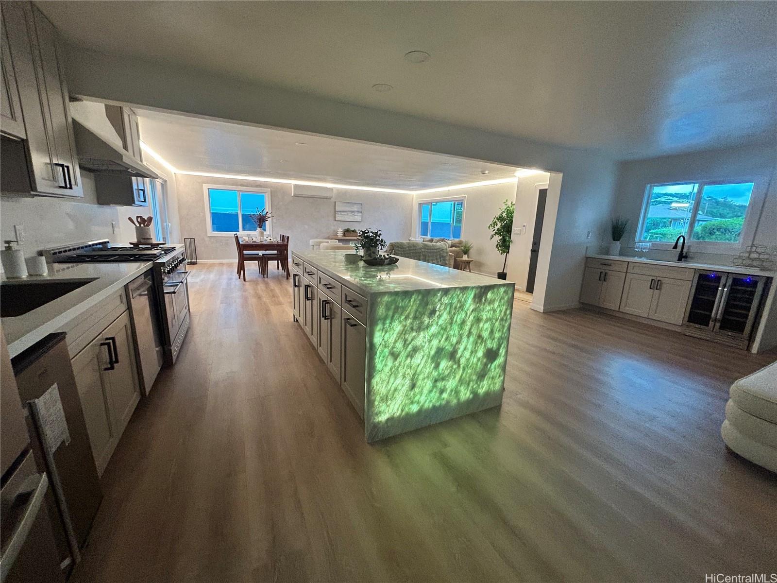 1540 Akake Place