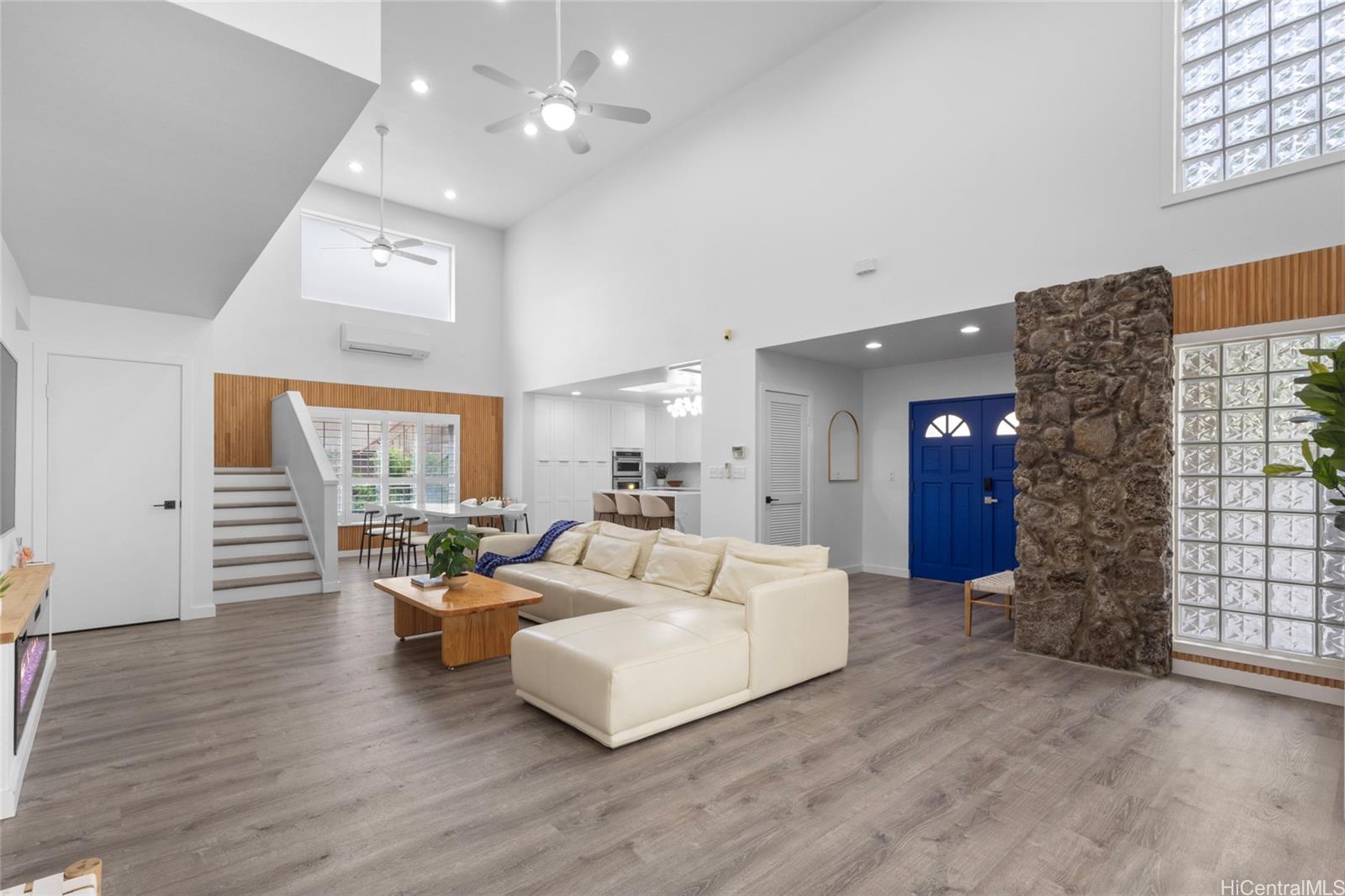 24 Muliwai Lane