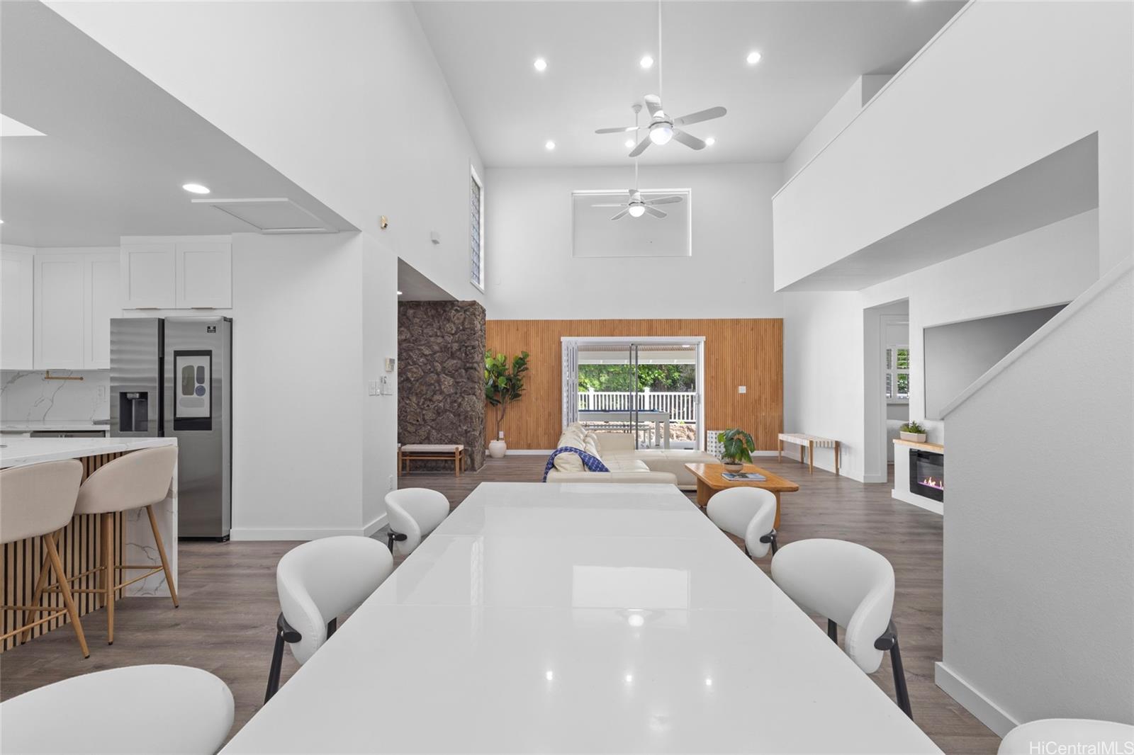 24 Muliwai Lane