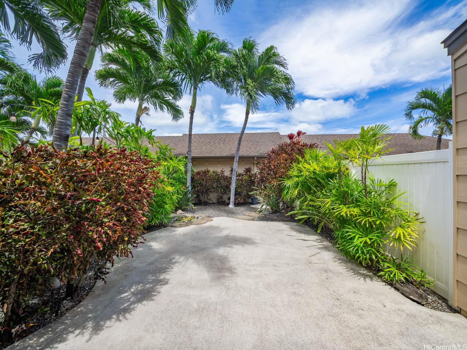 91-1037 Kaipalaoa Street  Unit 1203