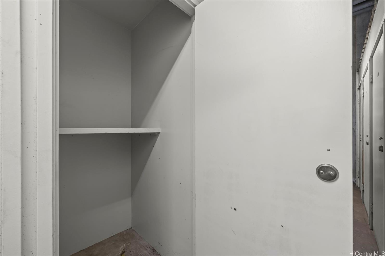 Photo 19 of 23