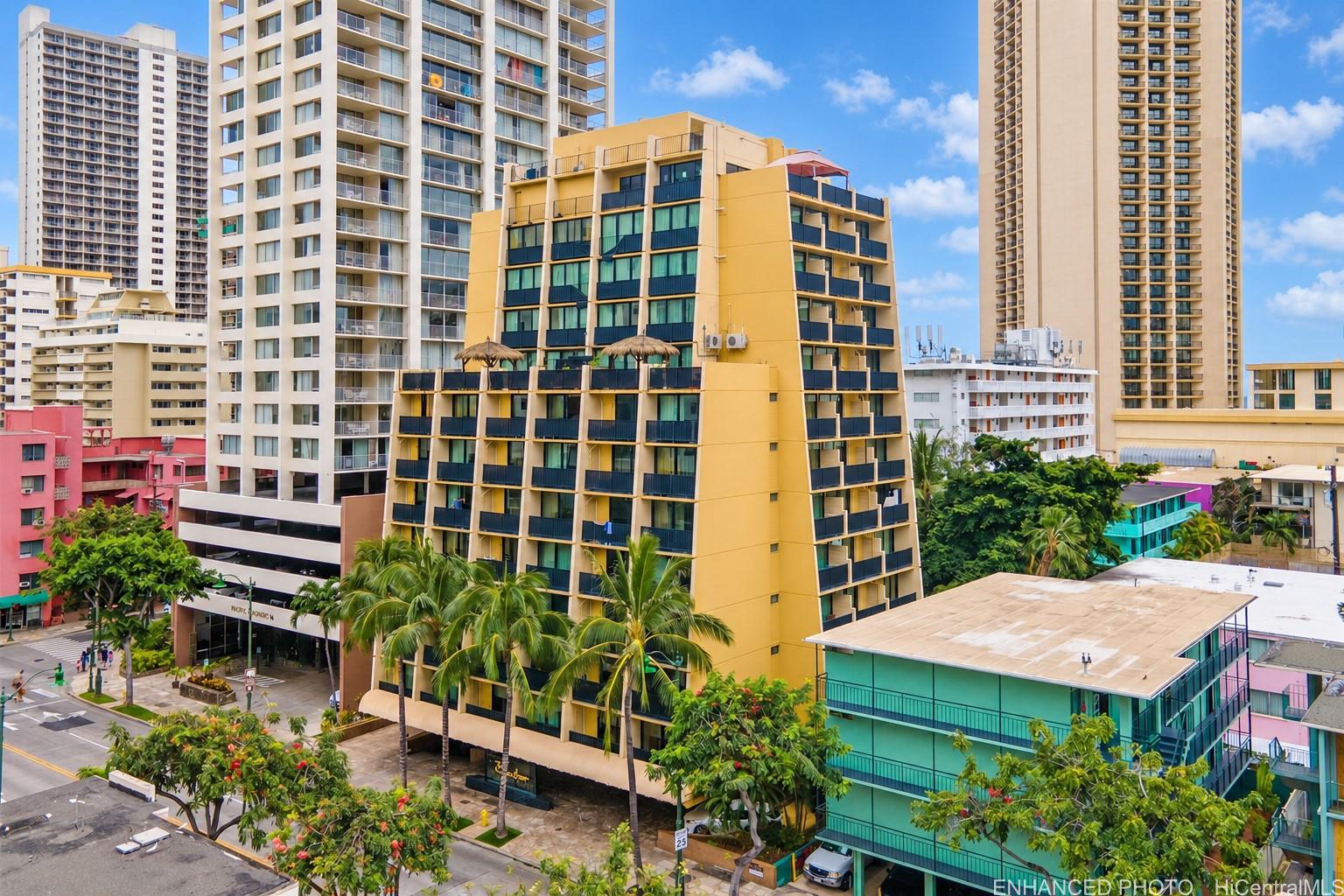 2425 Kuhio Avenue 604
