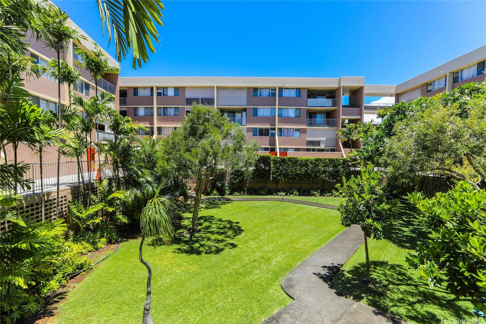 1634 Nuuanu Avenue  Unit 104
