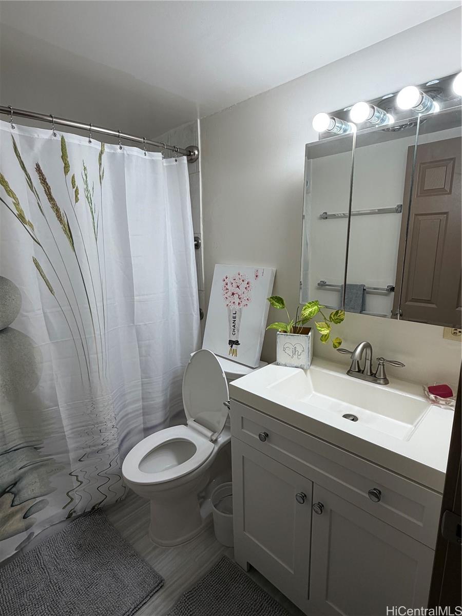 633 Nalanui Street  Unit 215